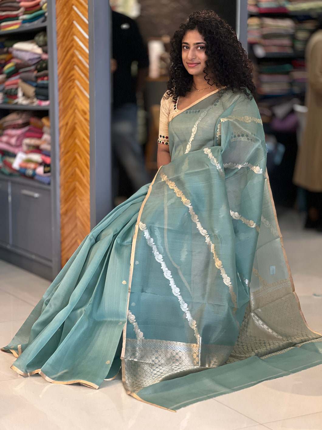 Sliver & Zari Weaving Organza Saree | BHH123