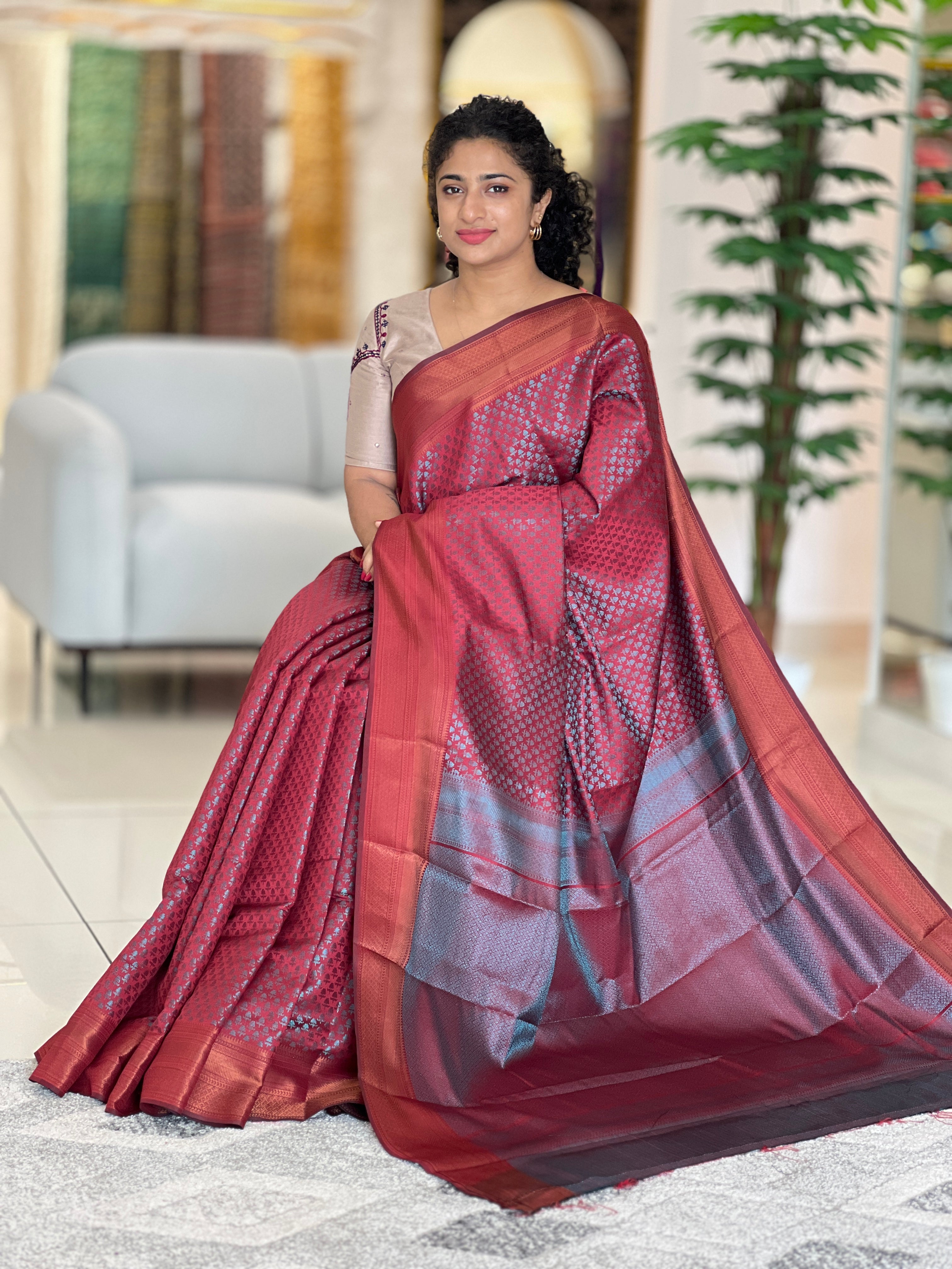 Zari Weaving Pattern Semi Silk Saree | KF163