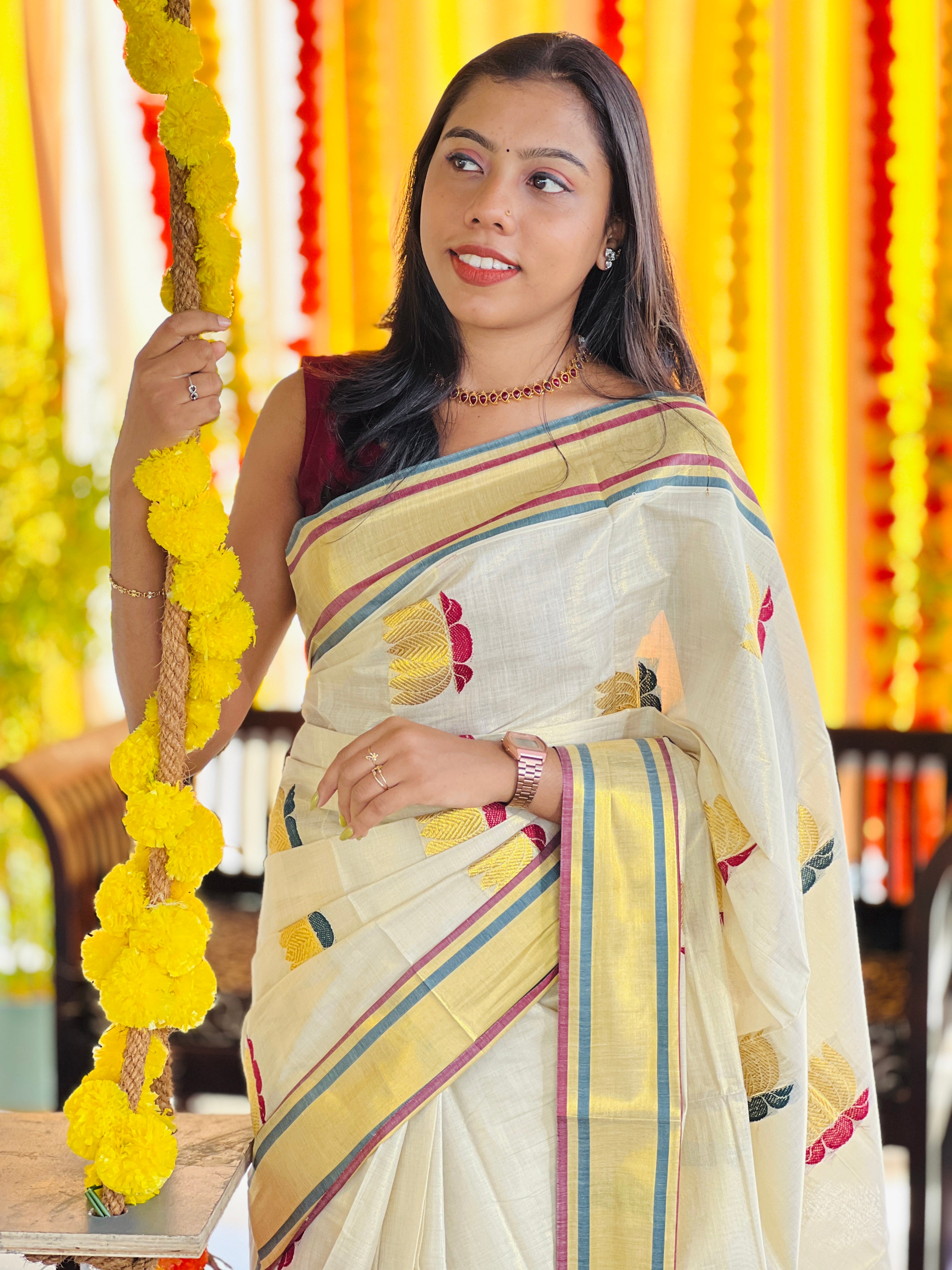 Zari Lotus Weaved Tissue Saree | RAV101