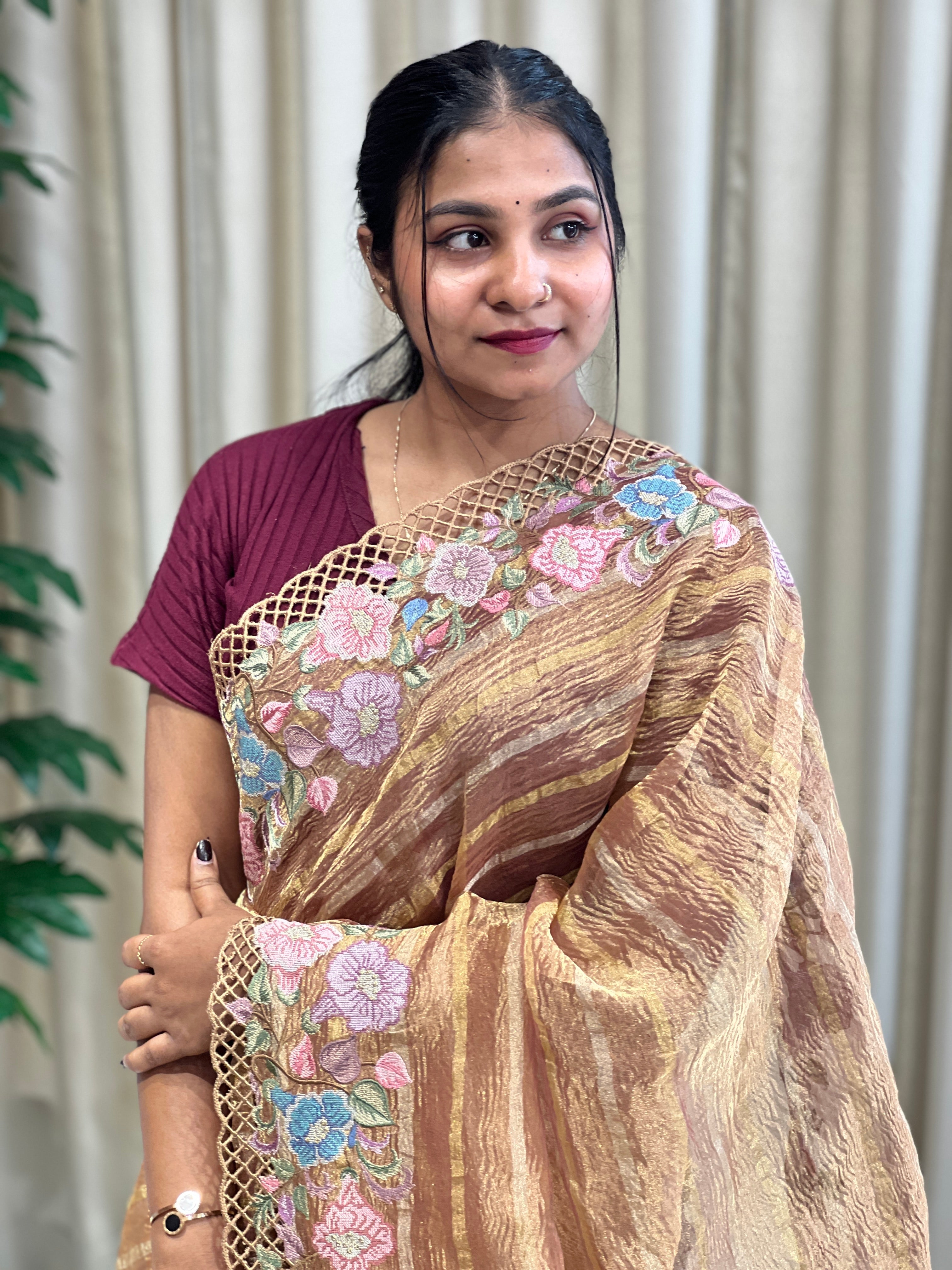 Floral Cutwork Embroidery Crushed Organza Saree | RGD1000R