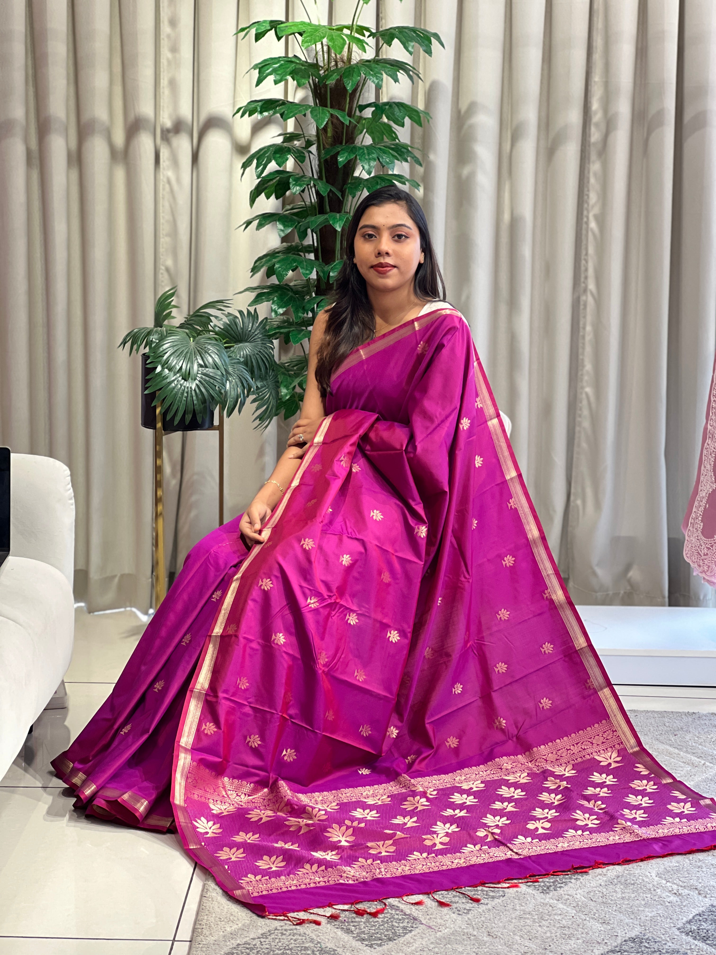 Buta Pattern Semi Soft Silk Saree | LPR103