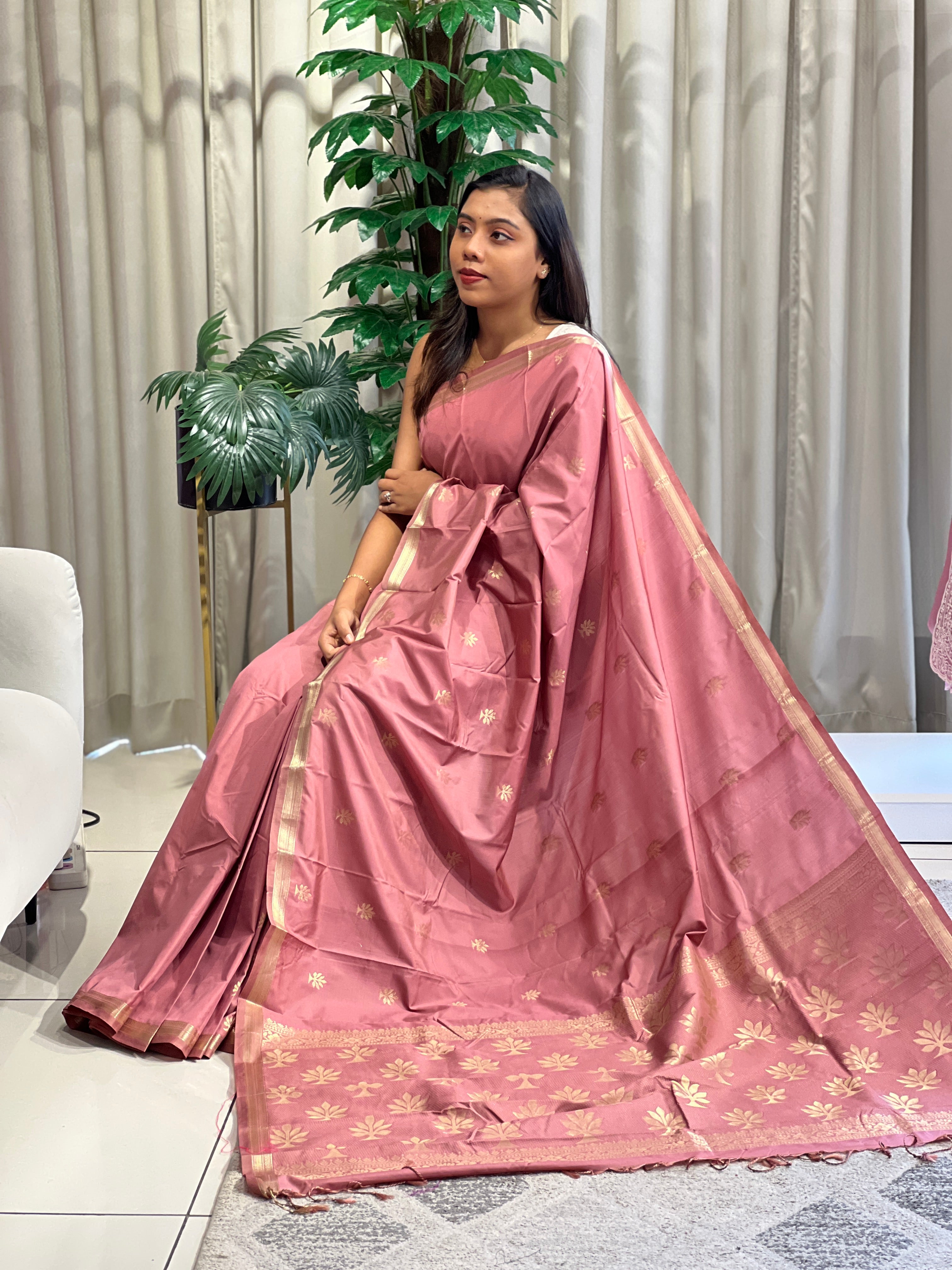 Buta Pattern Semi Soft Silk Saree | LPR108