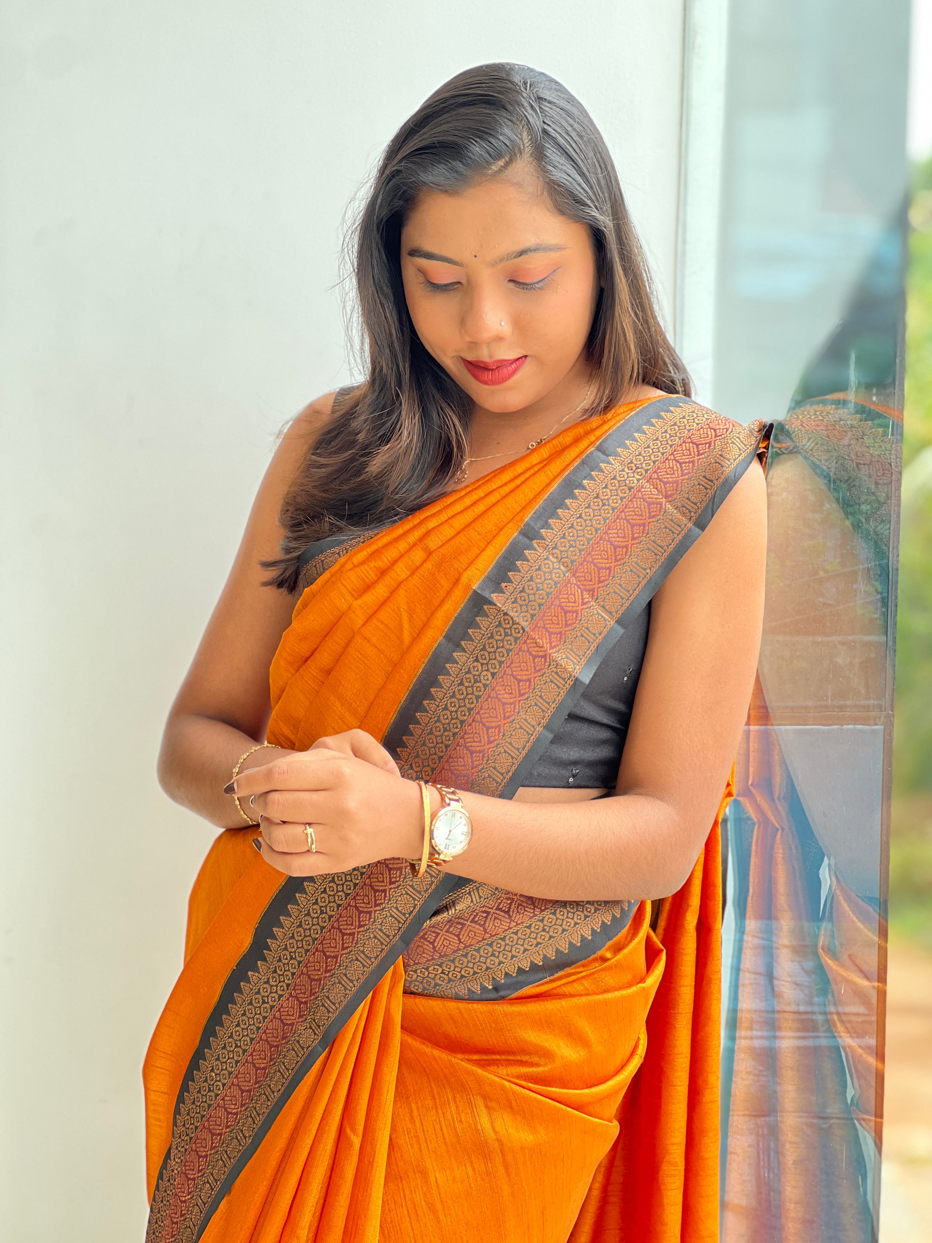 Solid Patterned Zari Border Cotton Saree | YNG1645