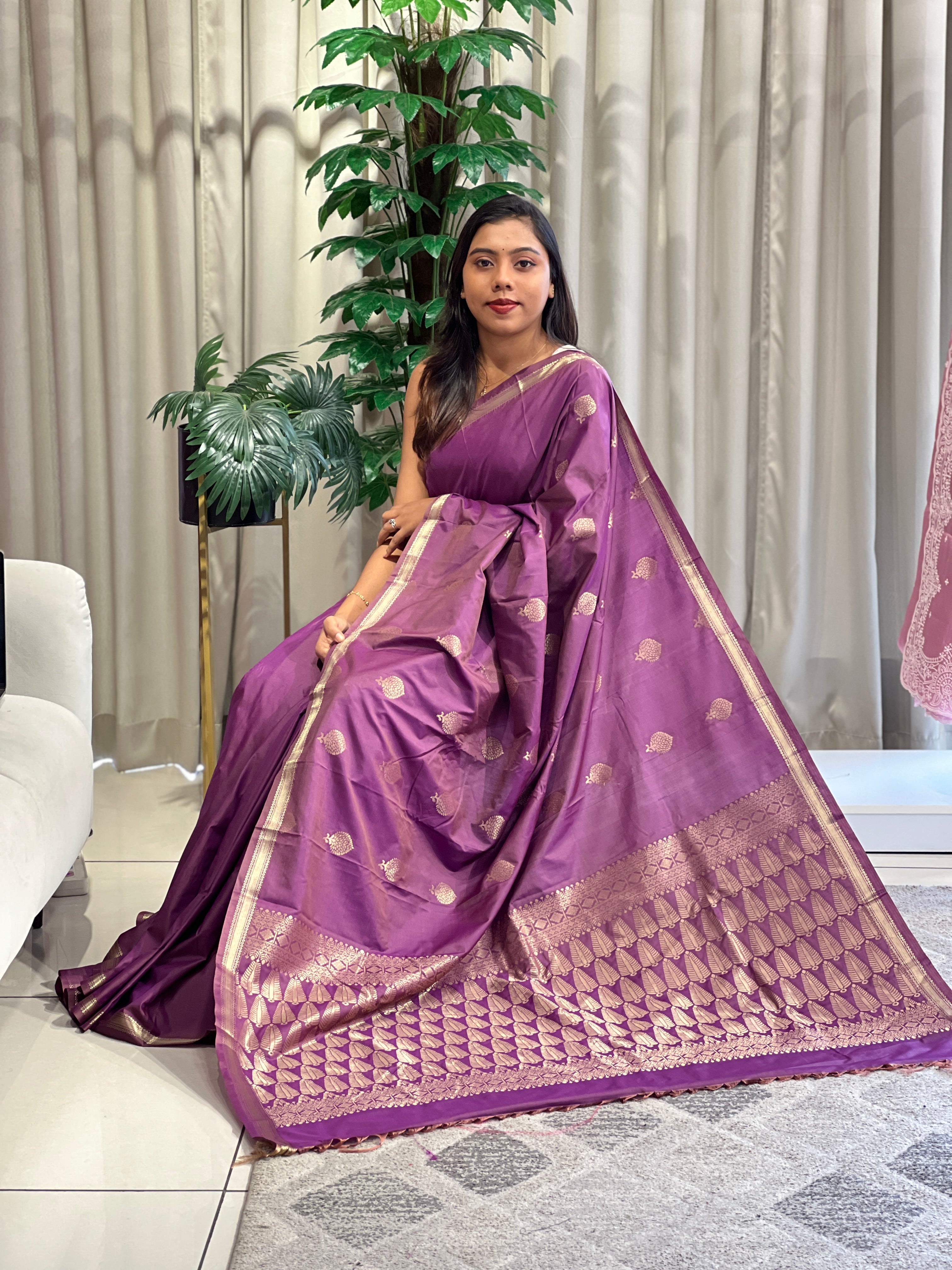 Floral Buta Woven Powerloom Semi Silk Saree | LPR110