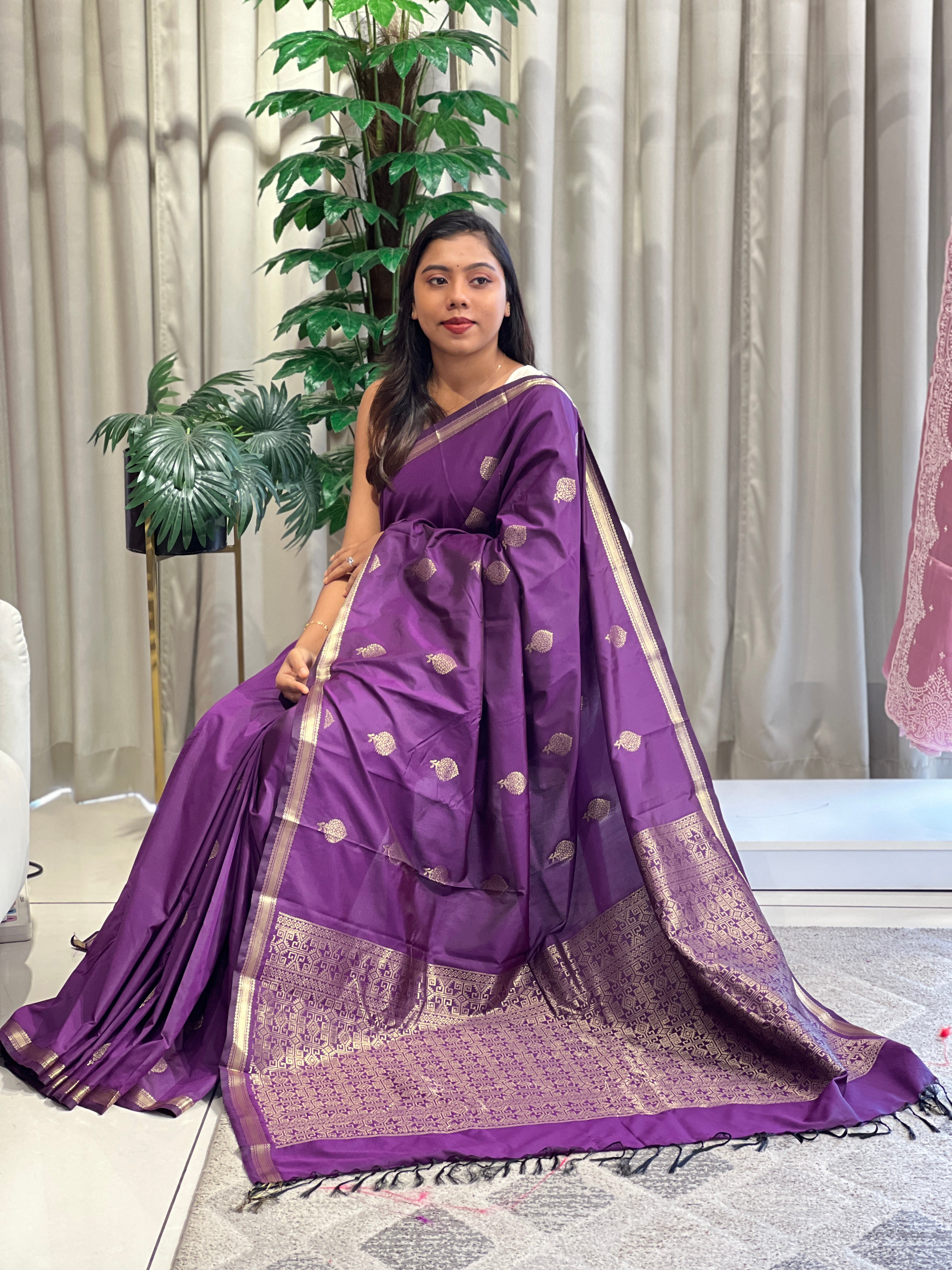 Floral Buta Woven Powerloom Semi Silk Saree | LPR112