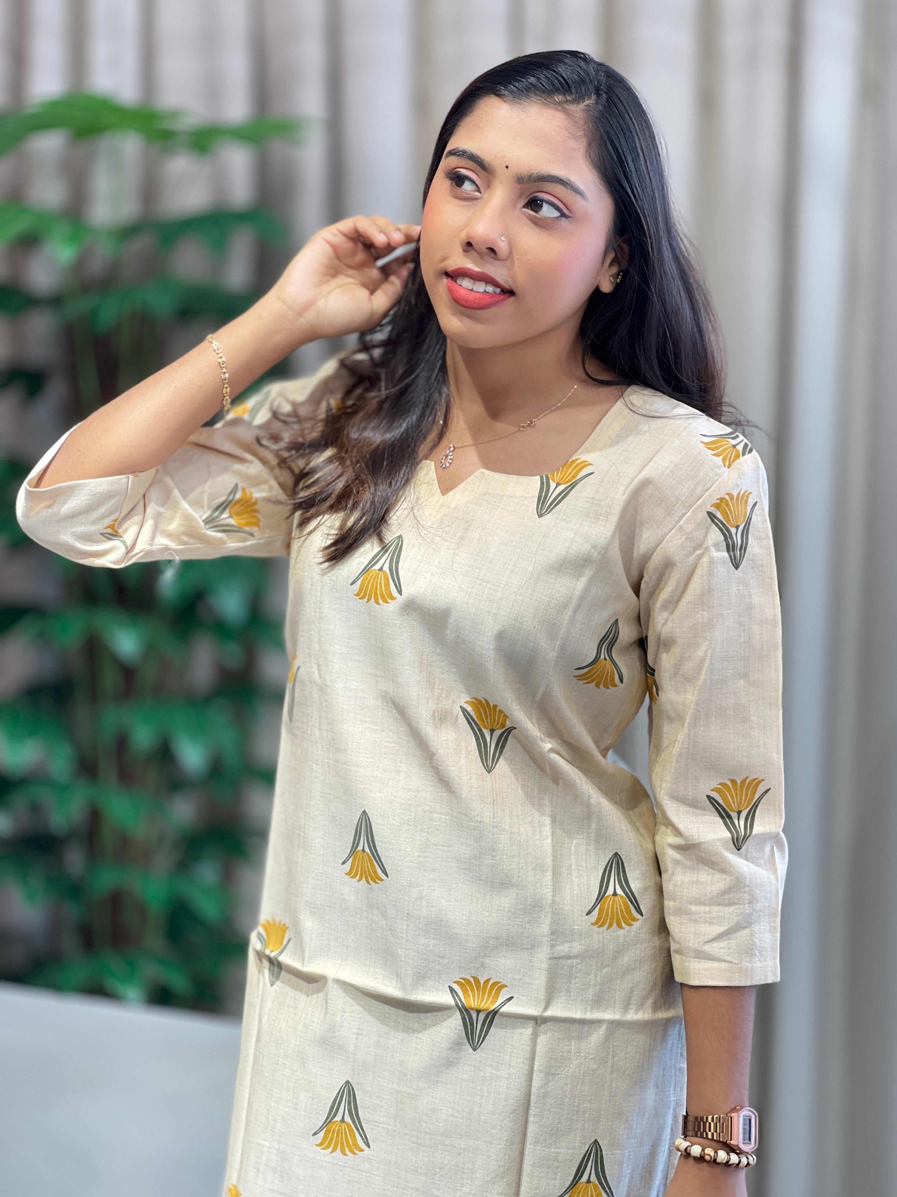 Floral Printed Chanderi Kurta | DNT1015