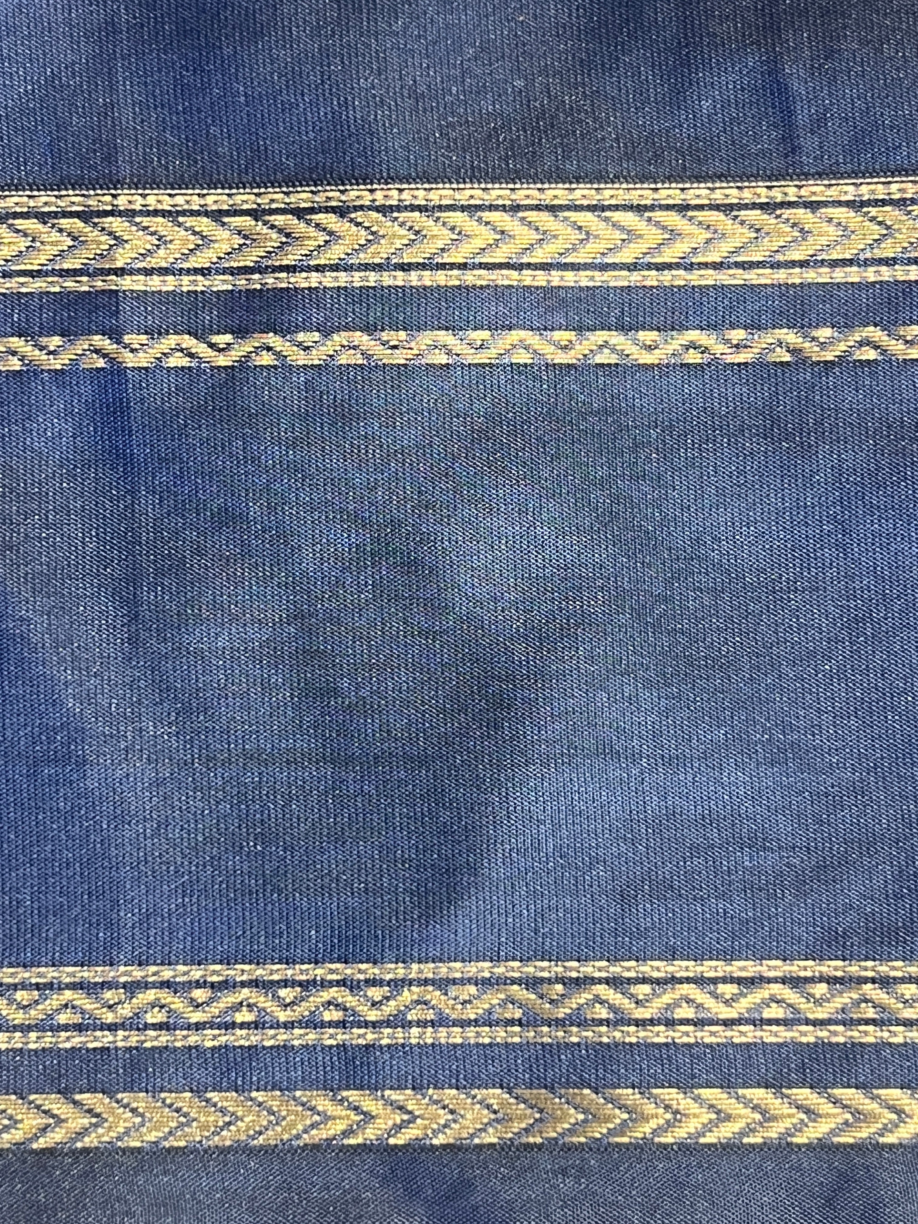 Traditional Rettapet Pattern With Floral Buti Elegance | LPR122