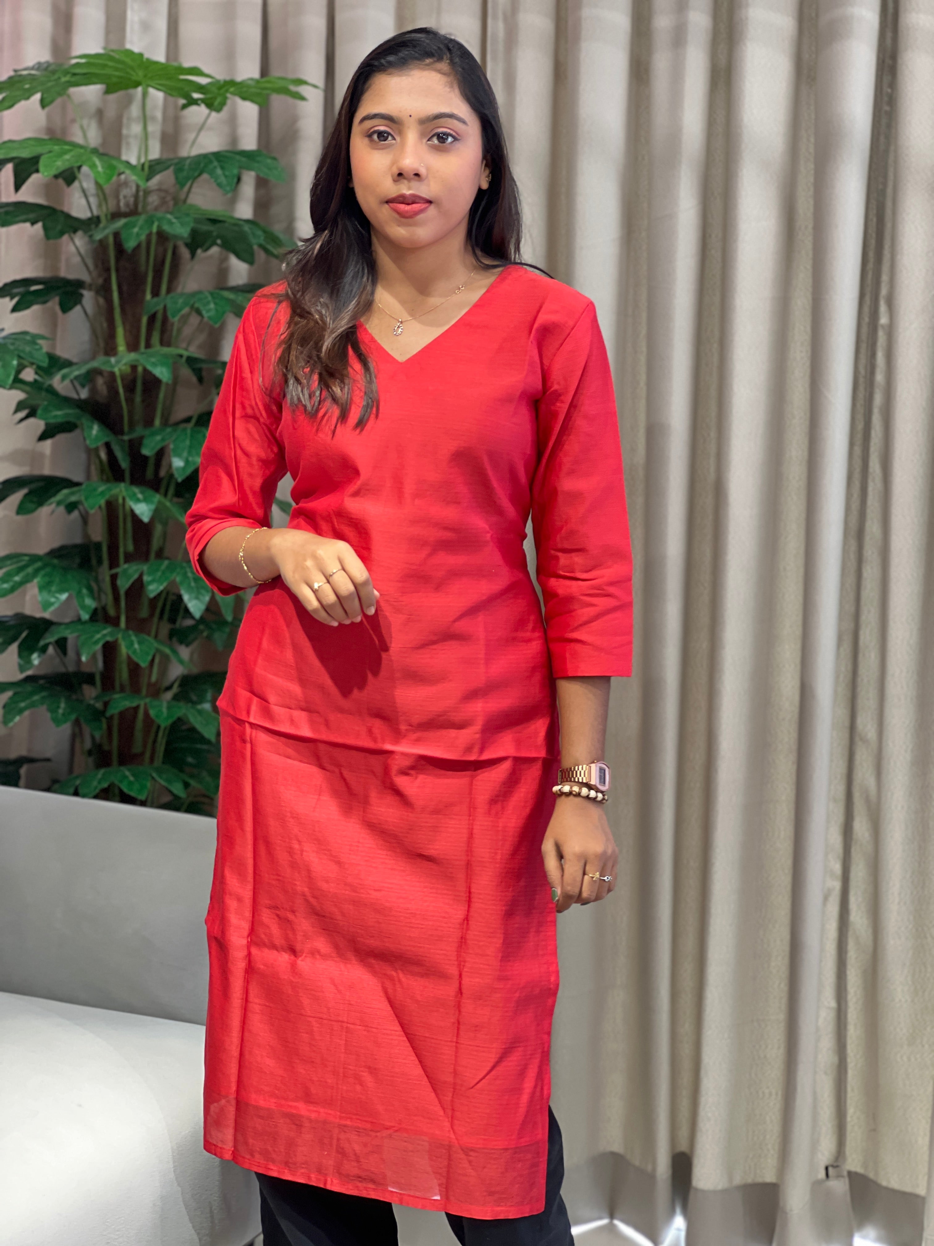 Solid Chanderi Finish Kurta | DNT1028