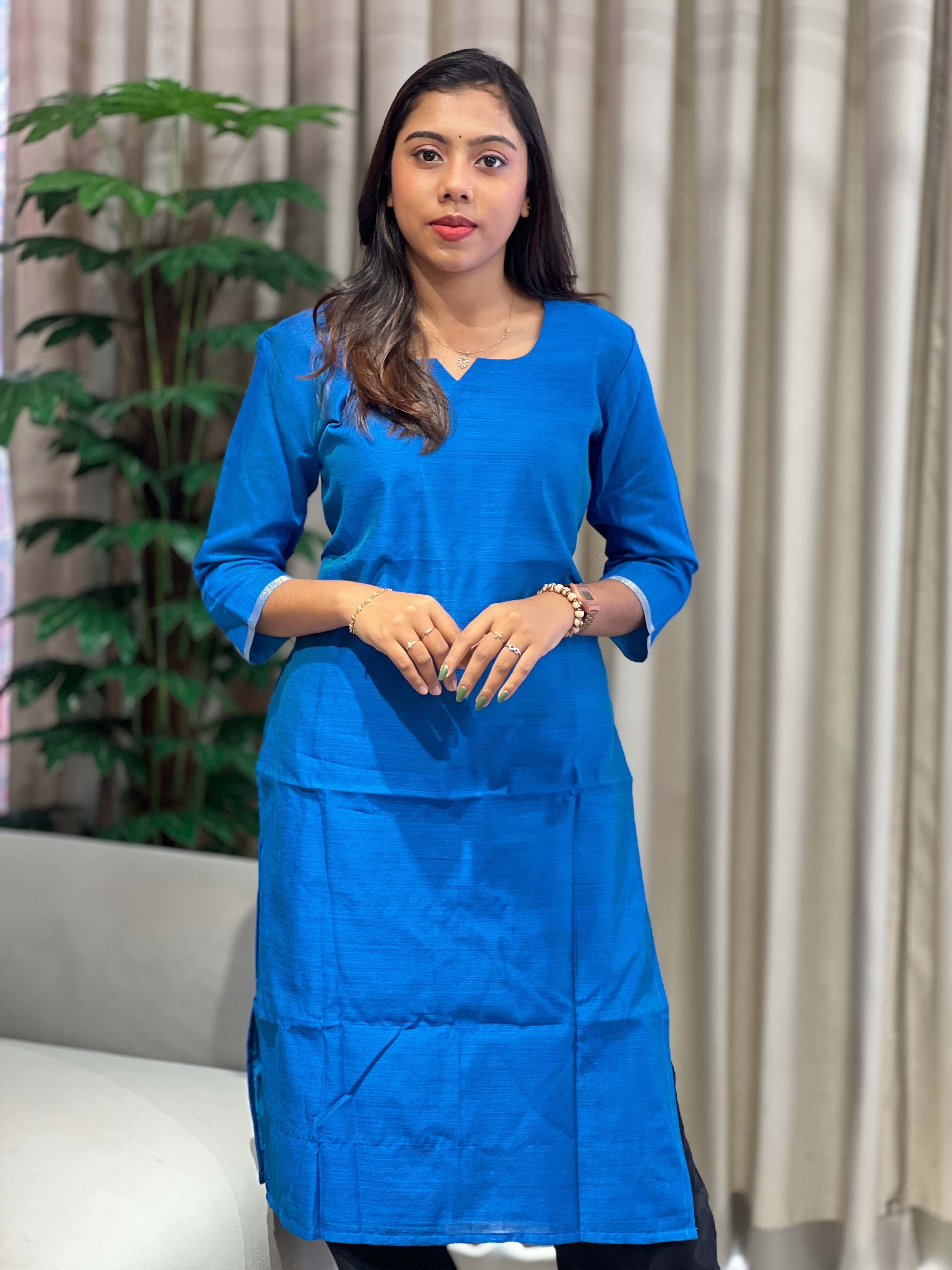 Solid Chanderi Kurta | DNT1023