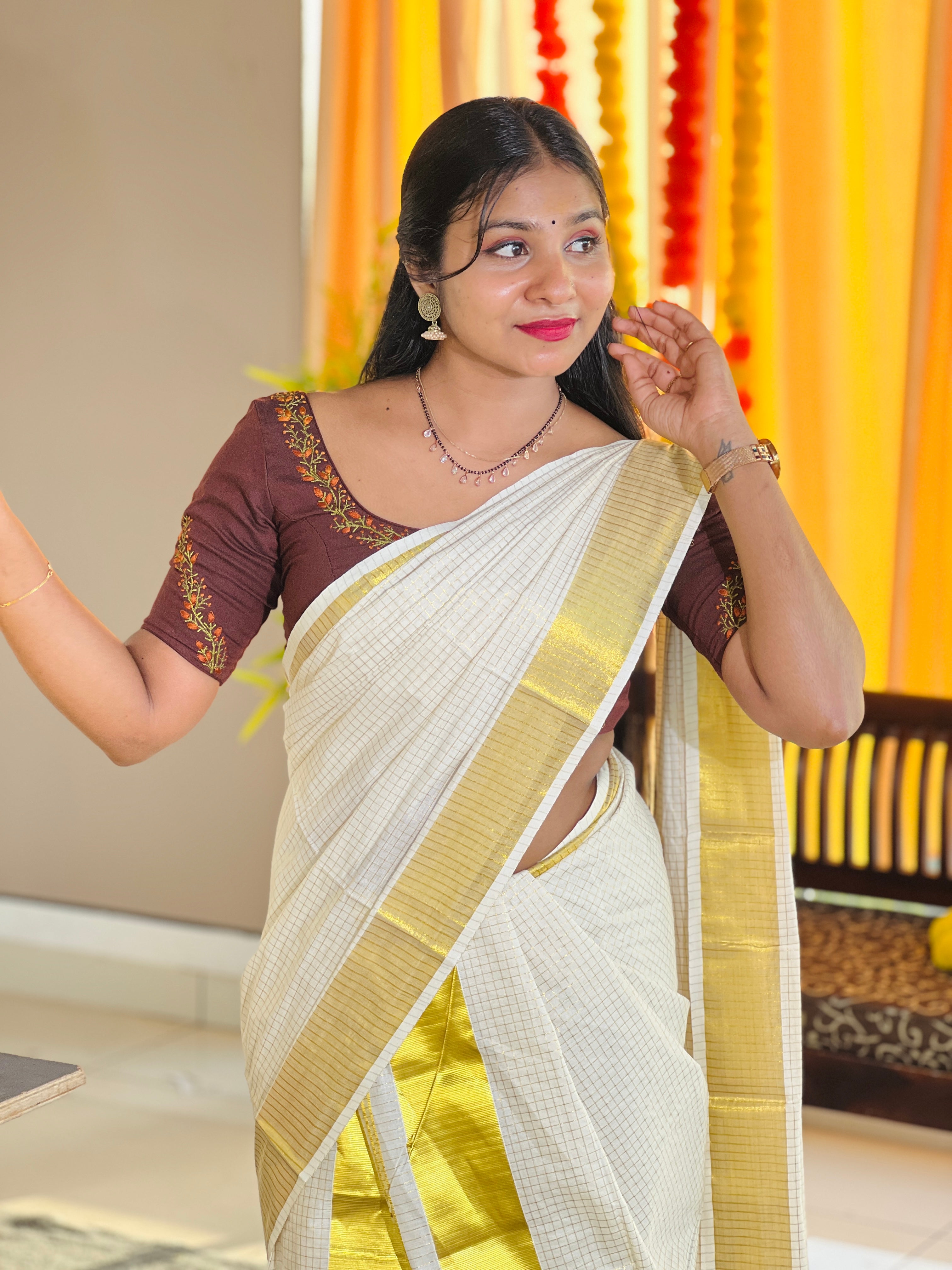 Zari Check With Kasavu Border Detailed Kerala Cotton Set Mundu | RAV110