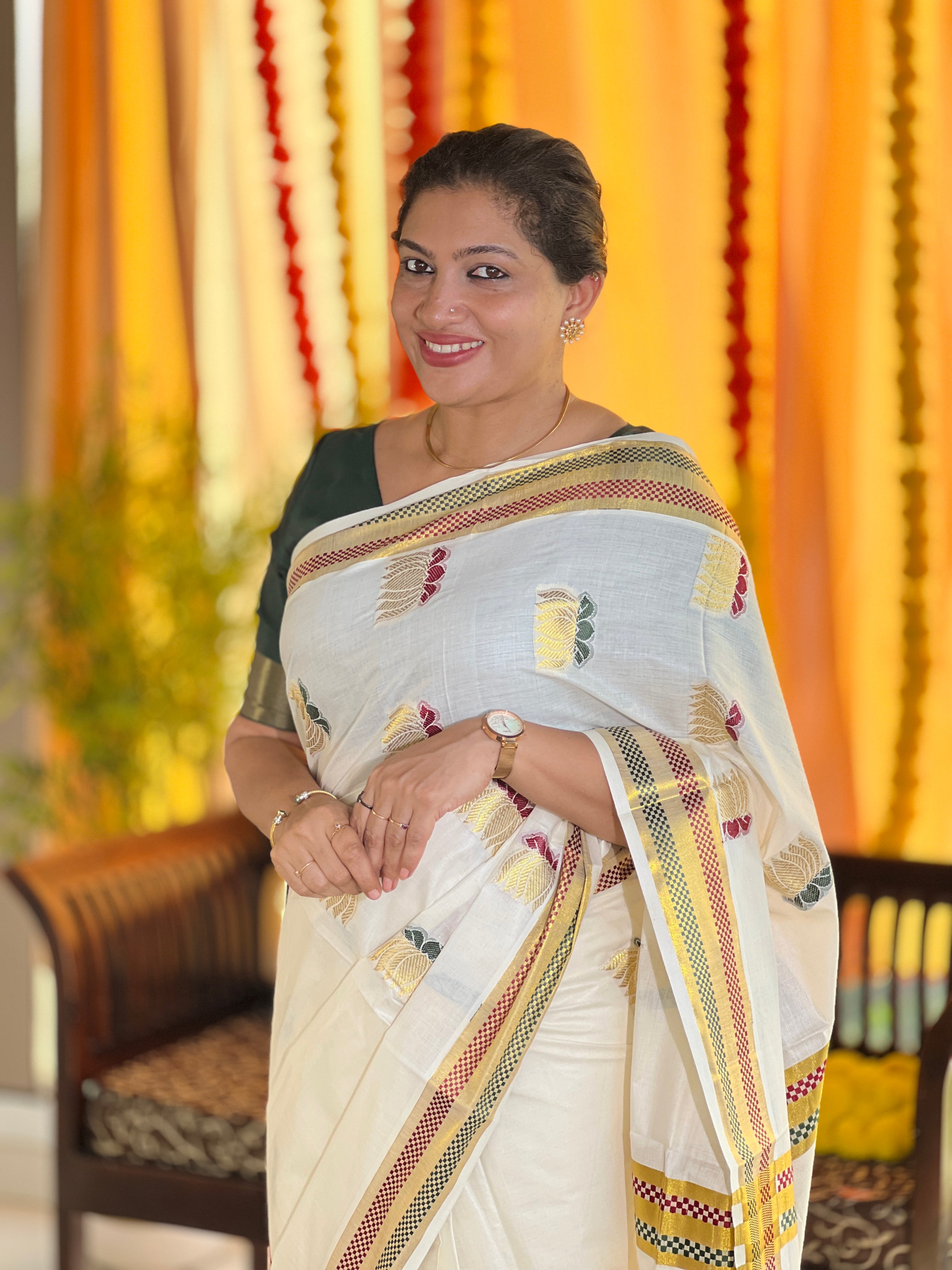 Zari Lotus Weaved Kerala Cotton Saree | RAV102