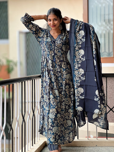 Alia Cut Pattern Muslin  Kurta Set | FW140