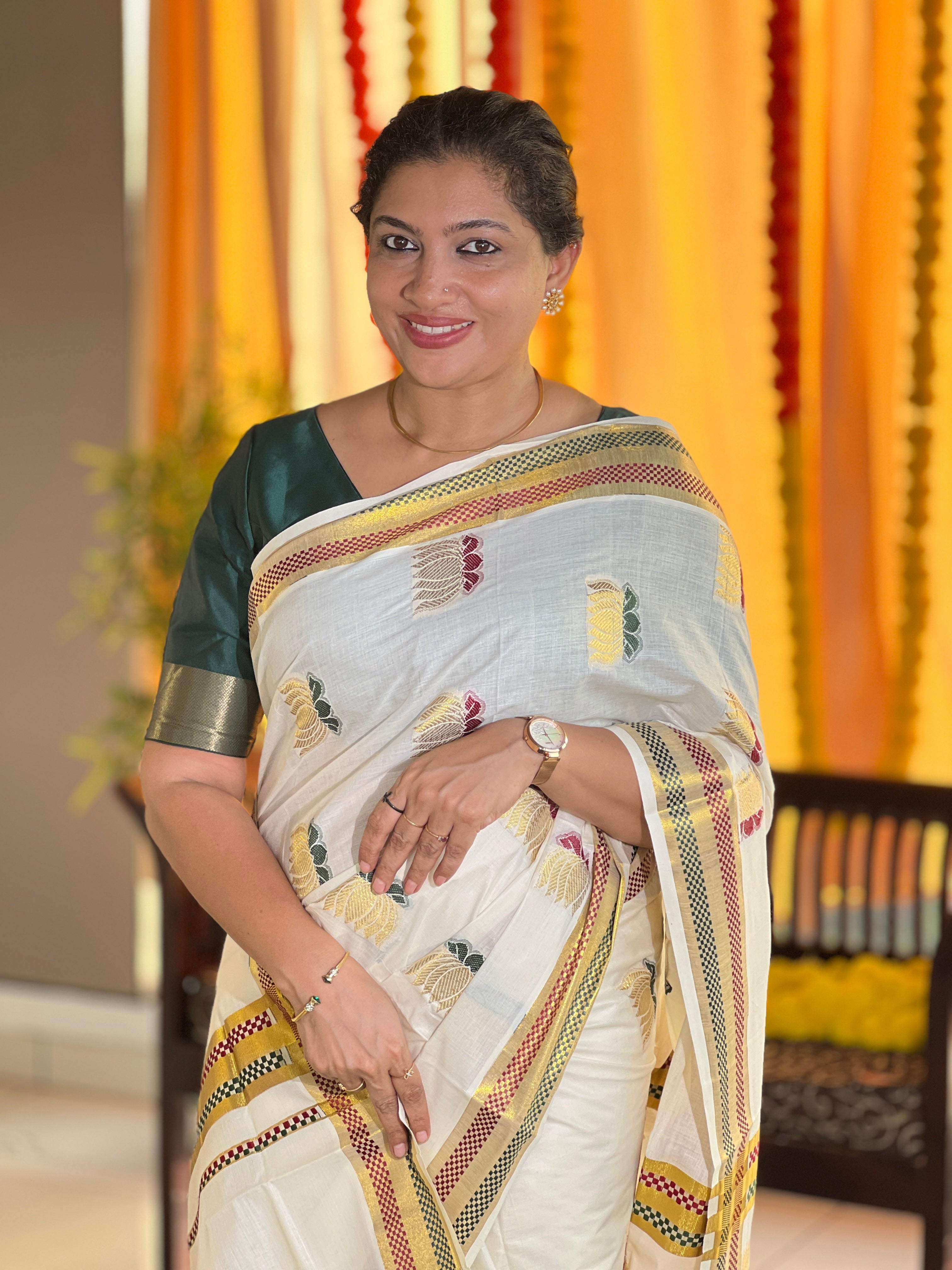 Zari Lotus Weaved Kerala Cotton Saree | RAV102