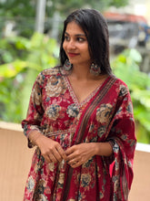 Alia Cut Pattern Muslin Finish Kurta Set | FW110
