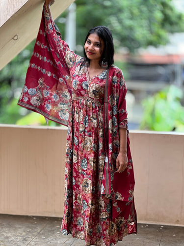 Alia Cut Pattern Muslin Finish Kurta Set | FW110
