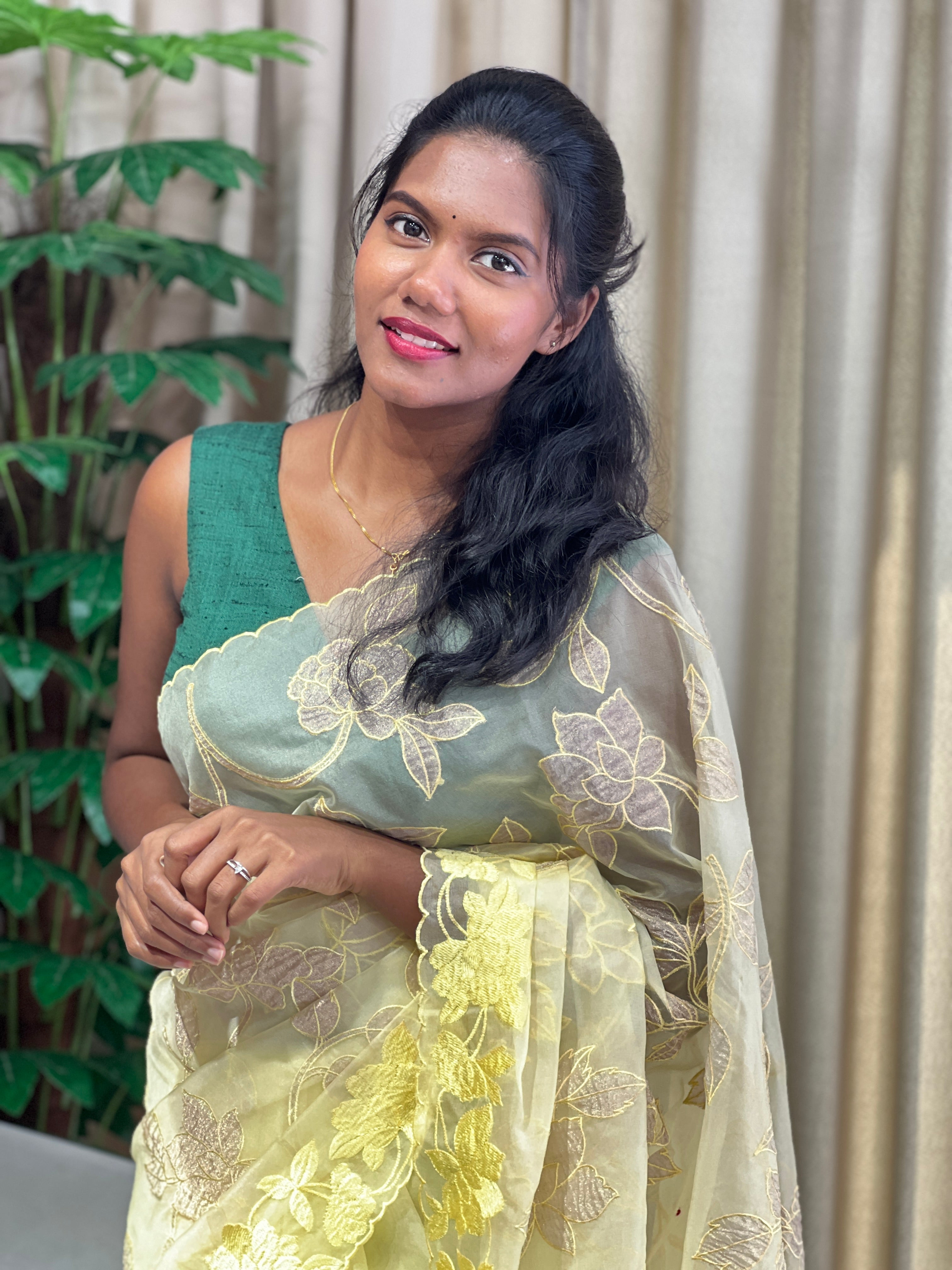 Floral Applique Detailed Organza Saree | MM257