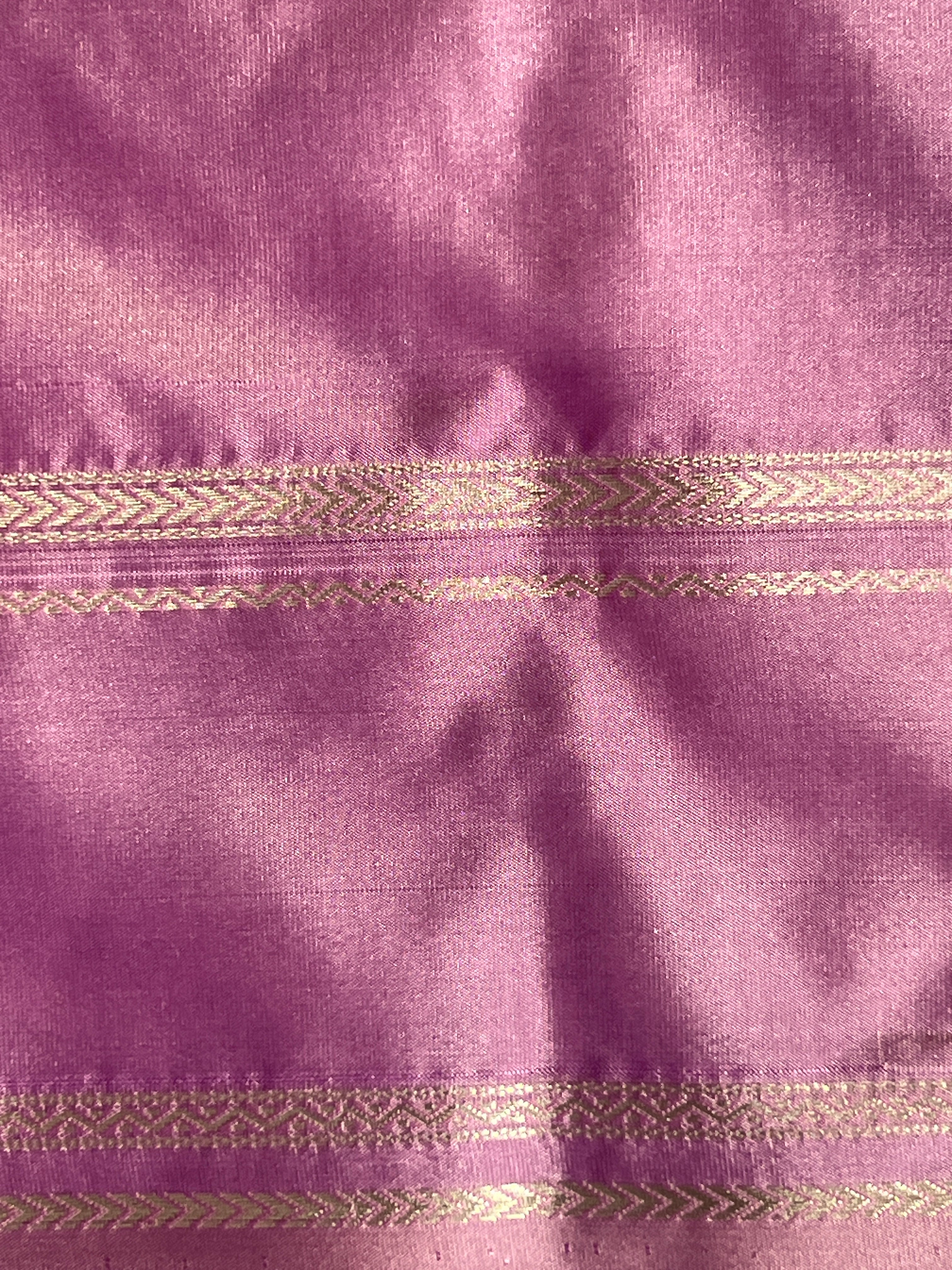 Traditional Rettapet Pattern With Floral Buti Elegance | LPR131