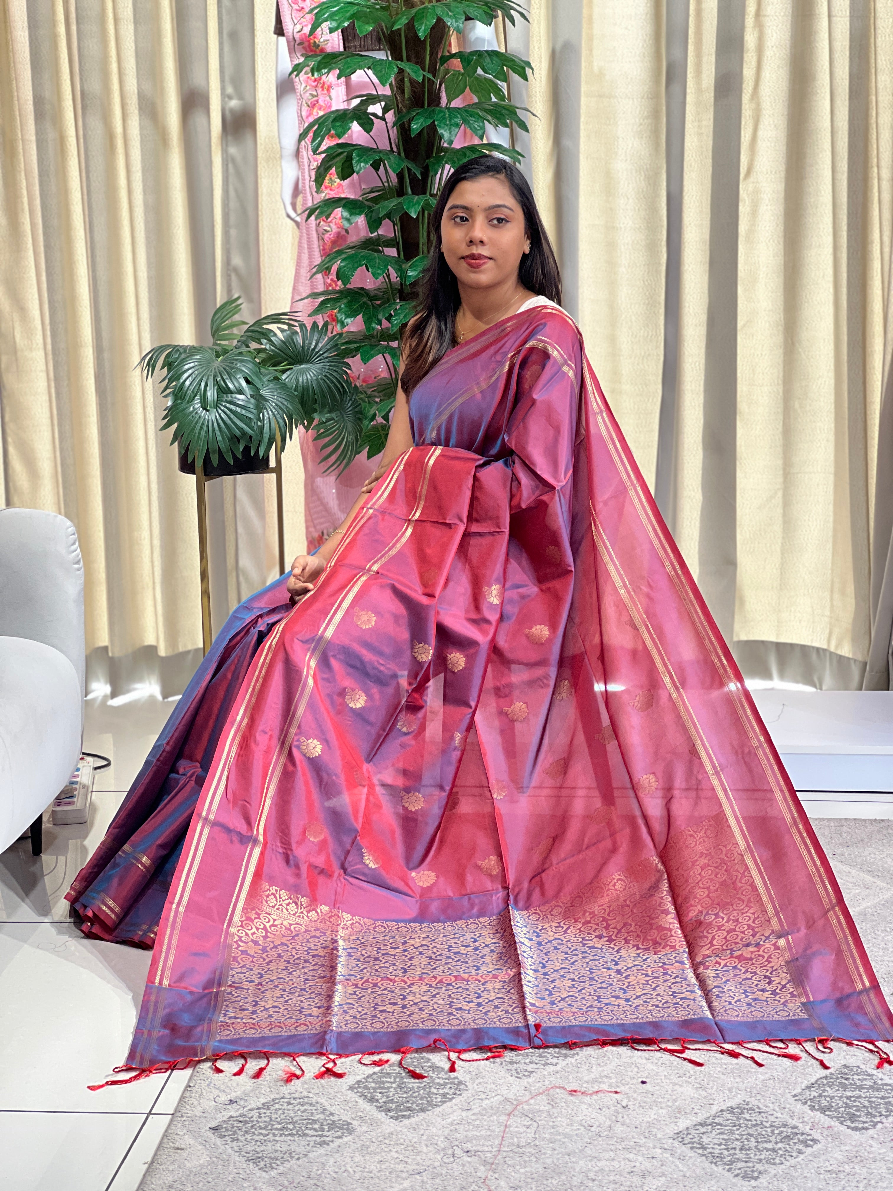 Traditional Rettapet Pattern With Floral Buti Elegance | LPR124