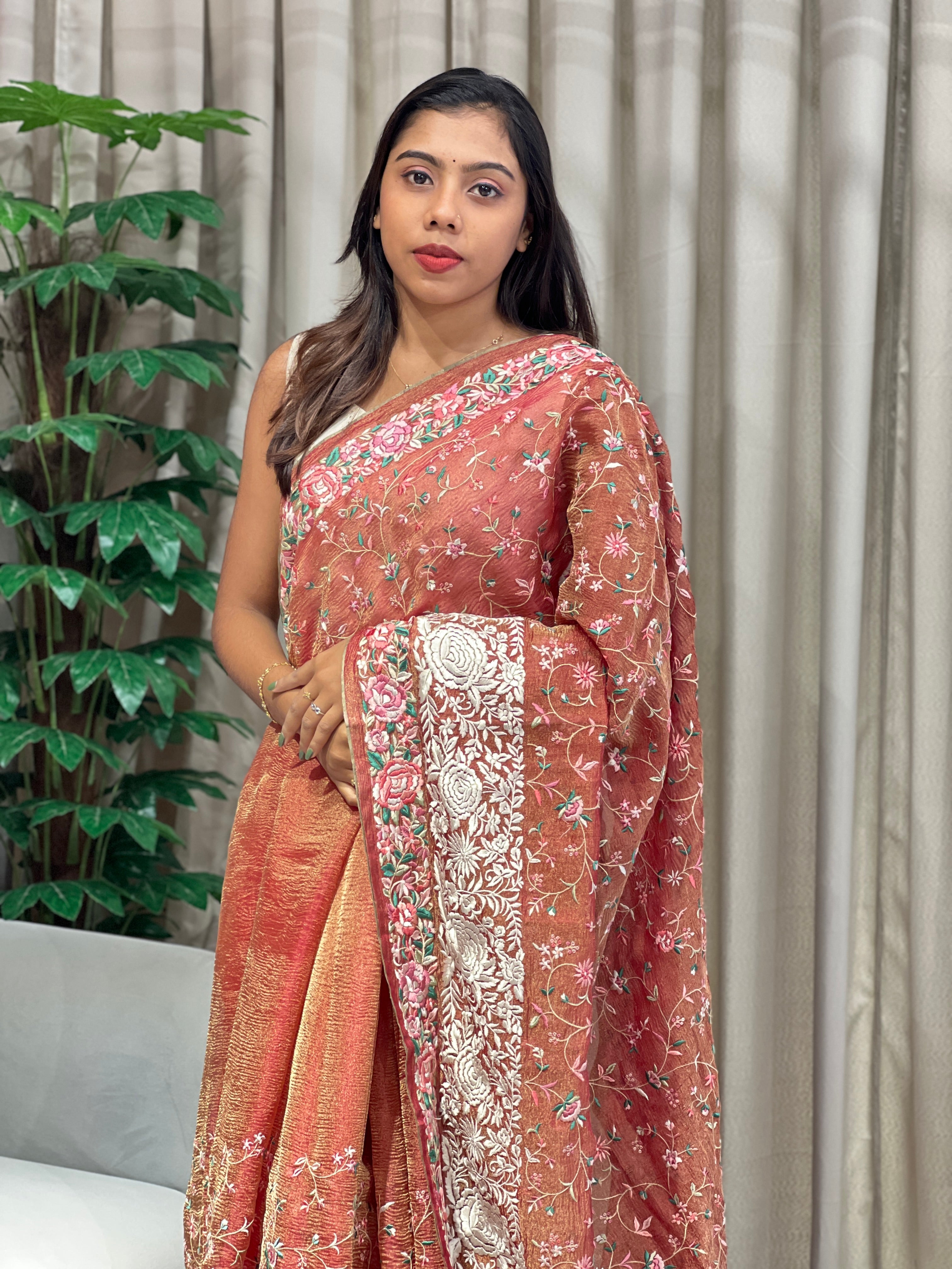 Floral Jaal Embroidery Detailed Crushed Tissue Organza Saree | RGD990R