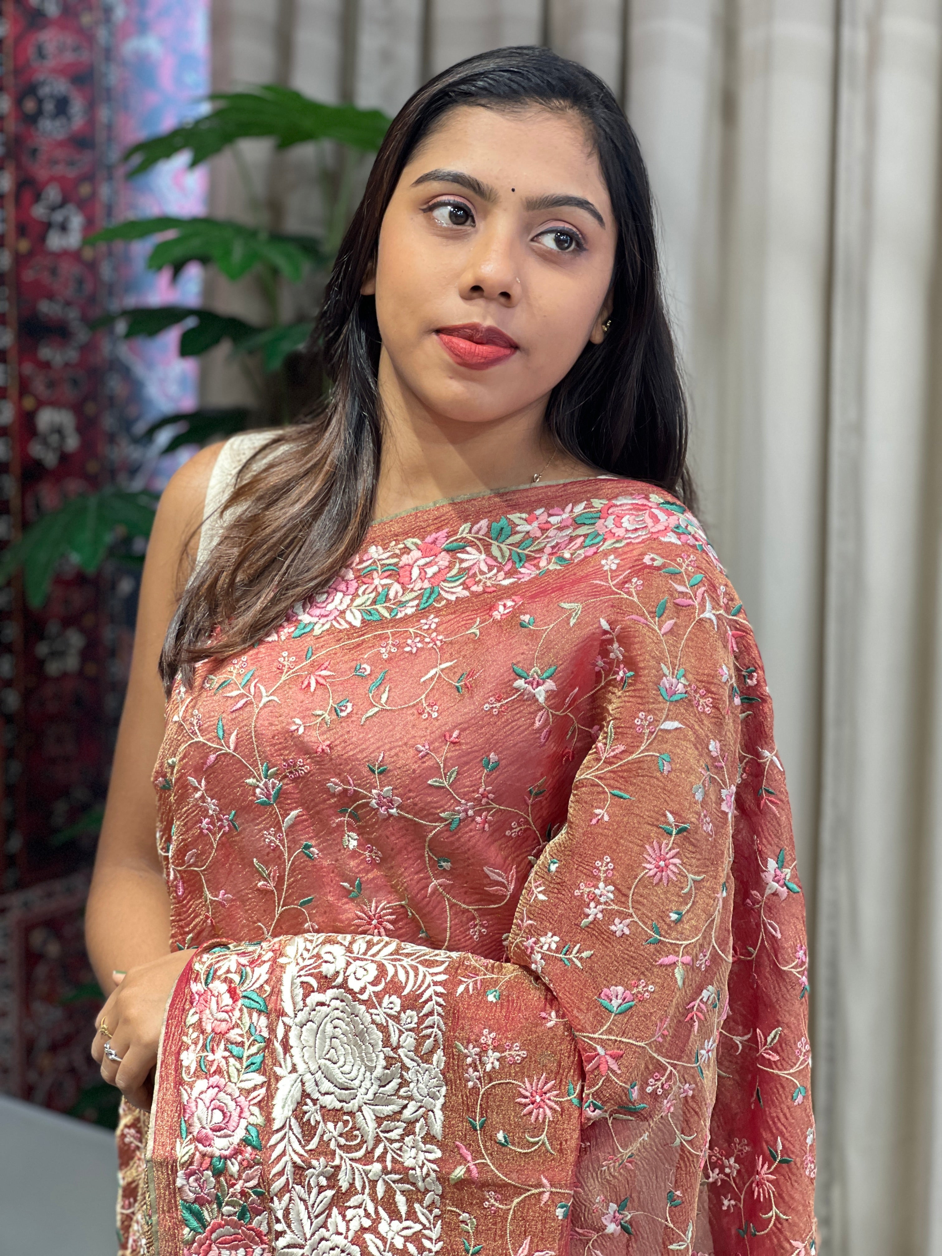 Floral Jaal Embroidery Detailed Crushed Tissue Organza Saree | RGD990R