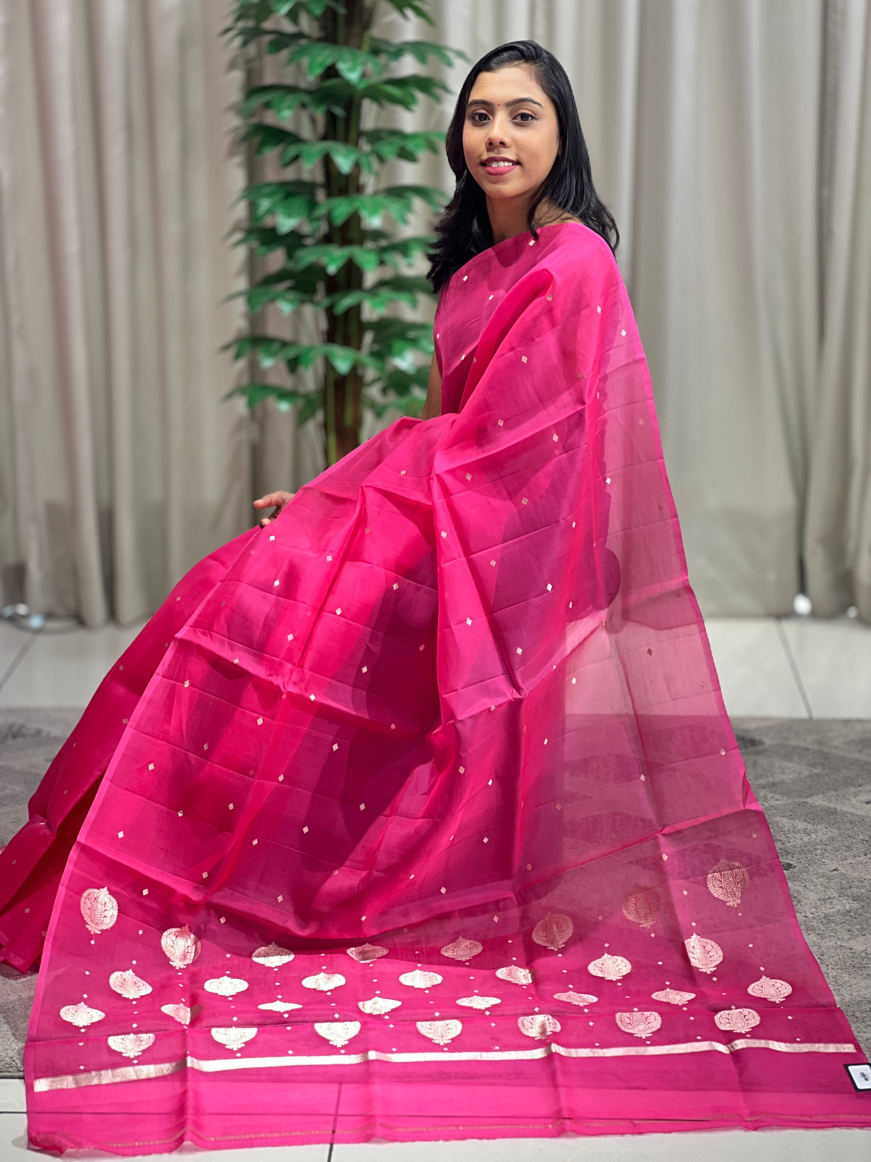 Banarasi Weaving Buta Pattern Organza Saree | FC188