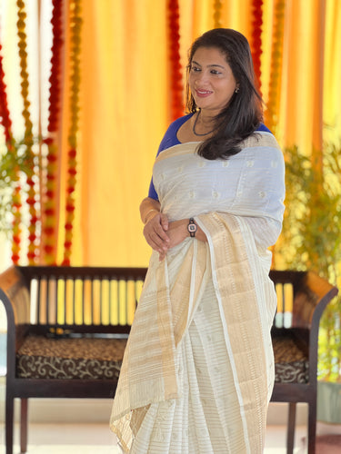 Zari Stripe With Butta Weaved Banarasi Silk Saree | NN344