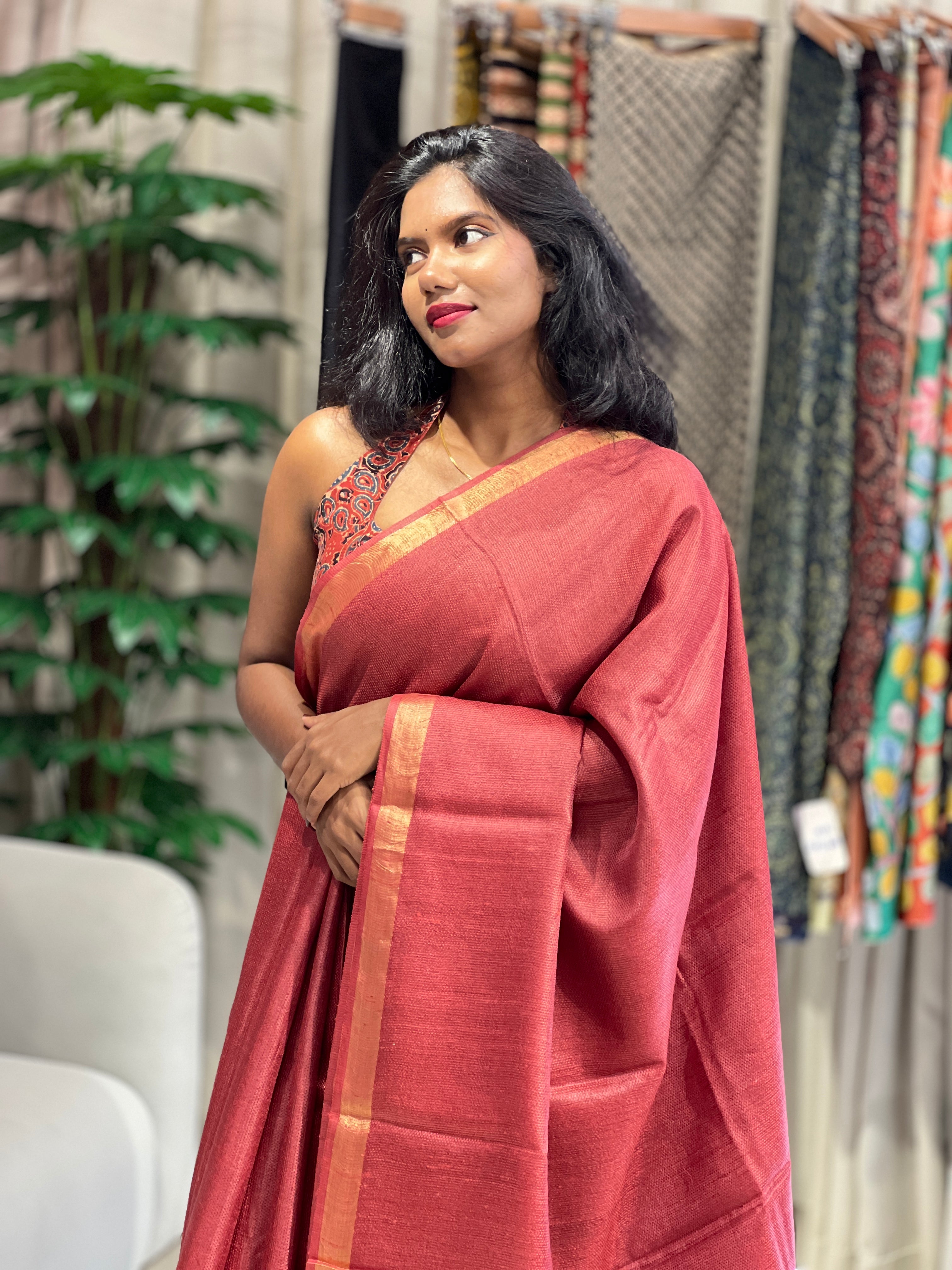 Kantha & Zari Detailed Tussar Saree | HS1266