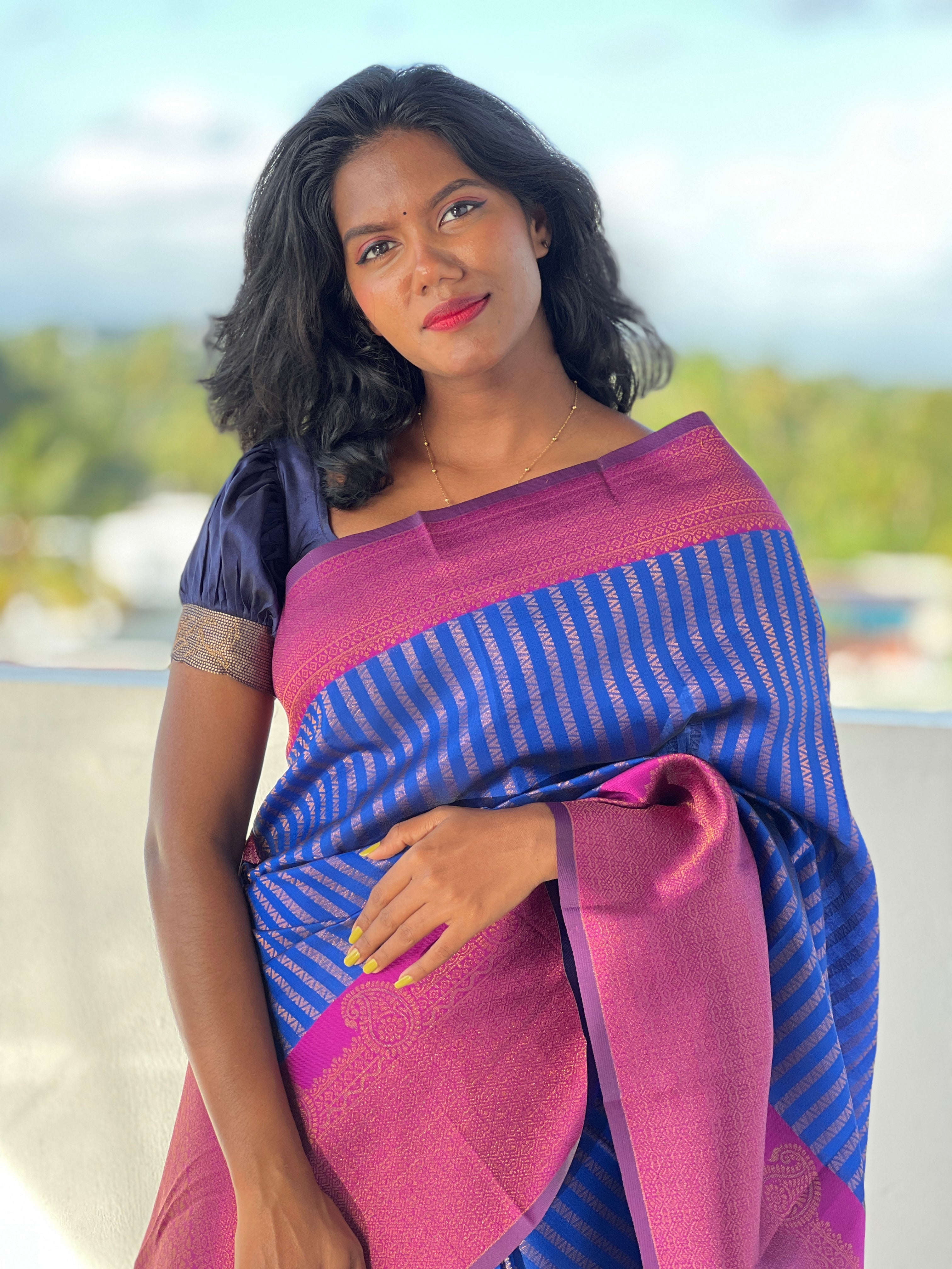 Traditional Zari Woven Stripe Patterned Semi Silk Saree | SRK104