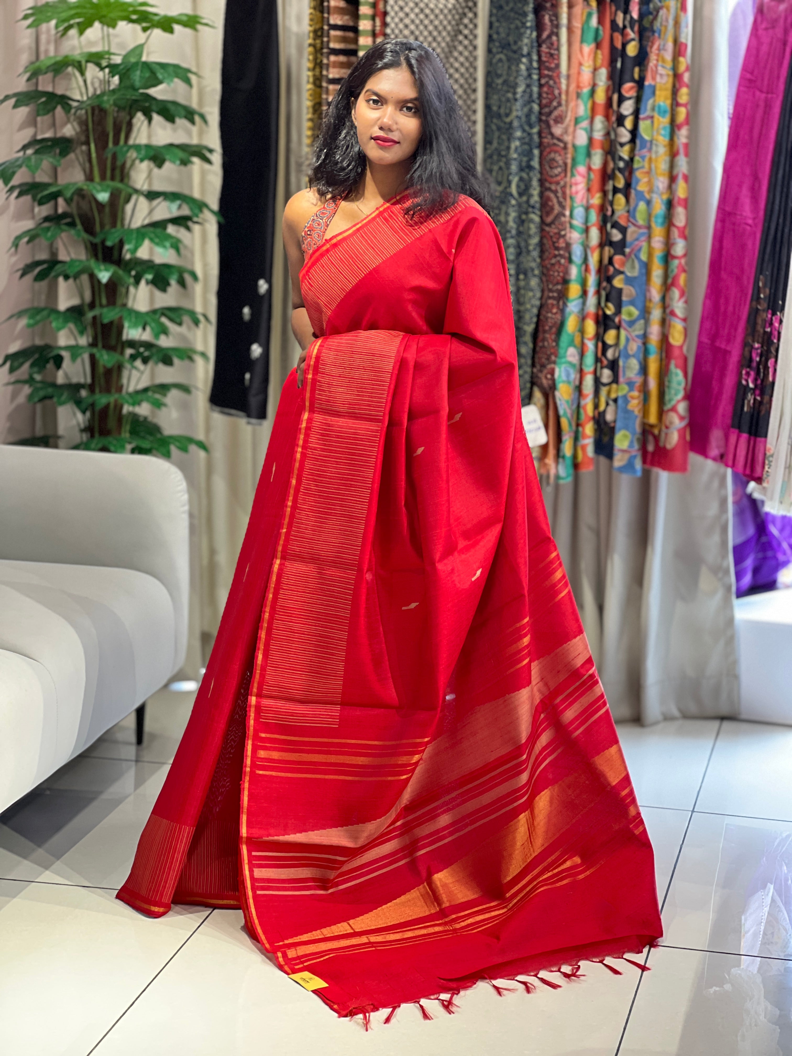 Traditional Hand Woven Raw Silk Saree | HS1251