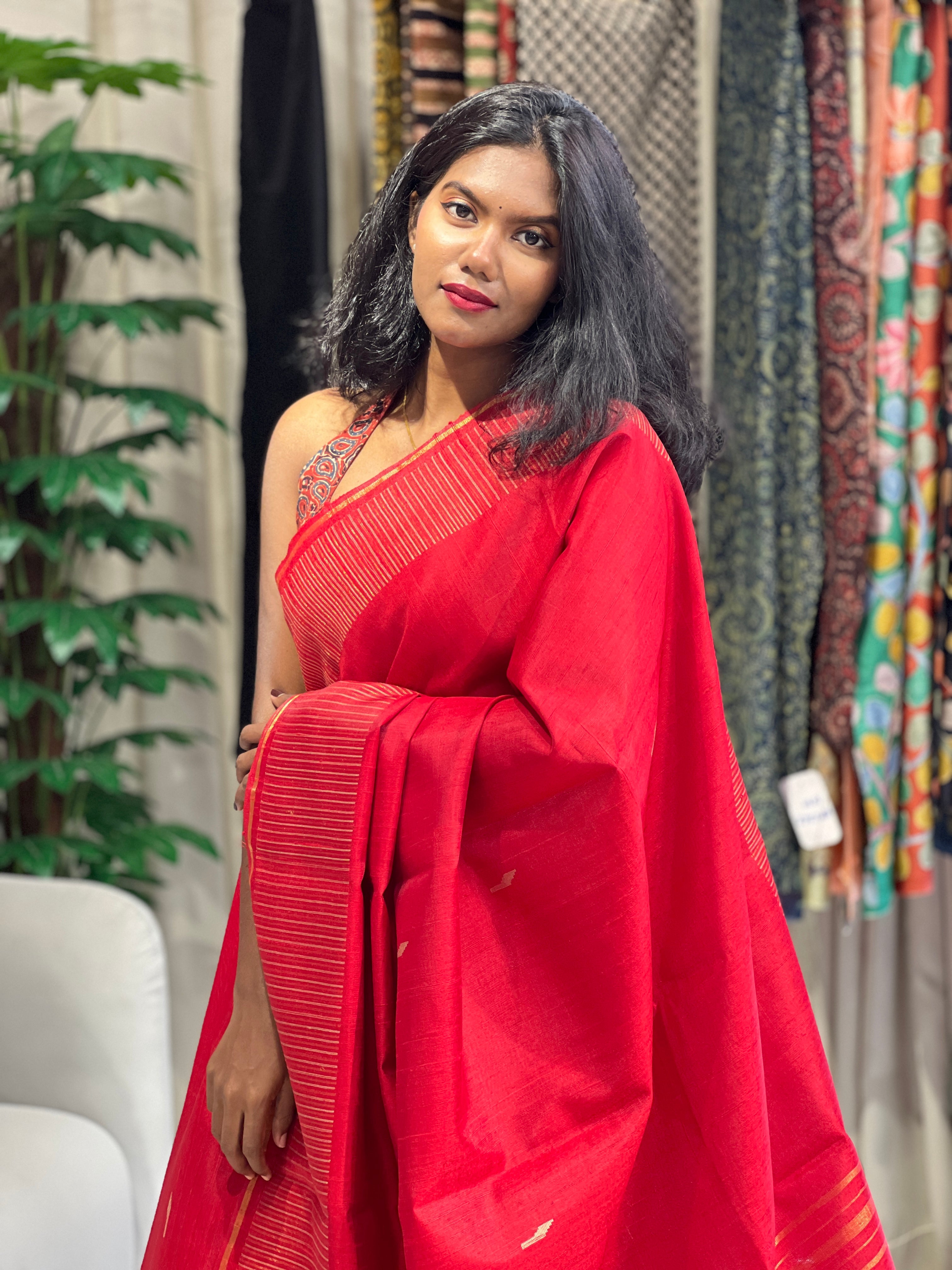 Traditional Hand Woven Raw Silk Saree | HS1251