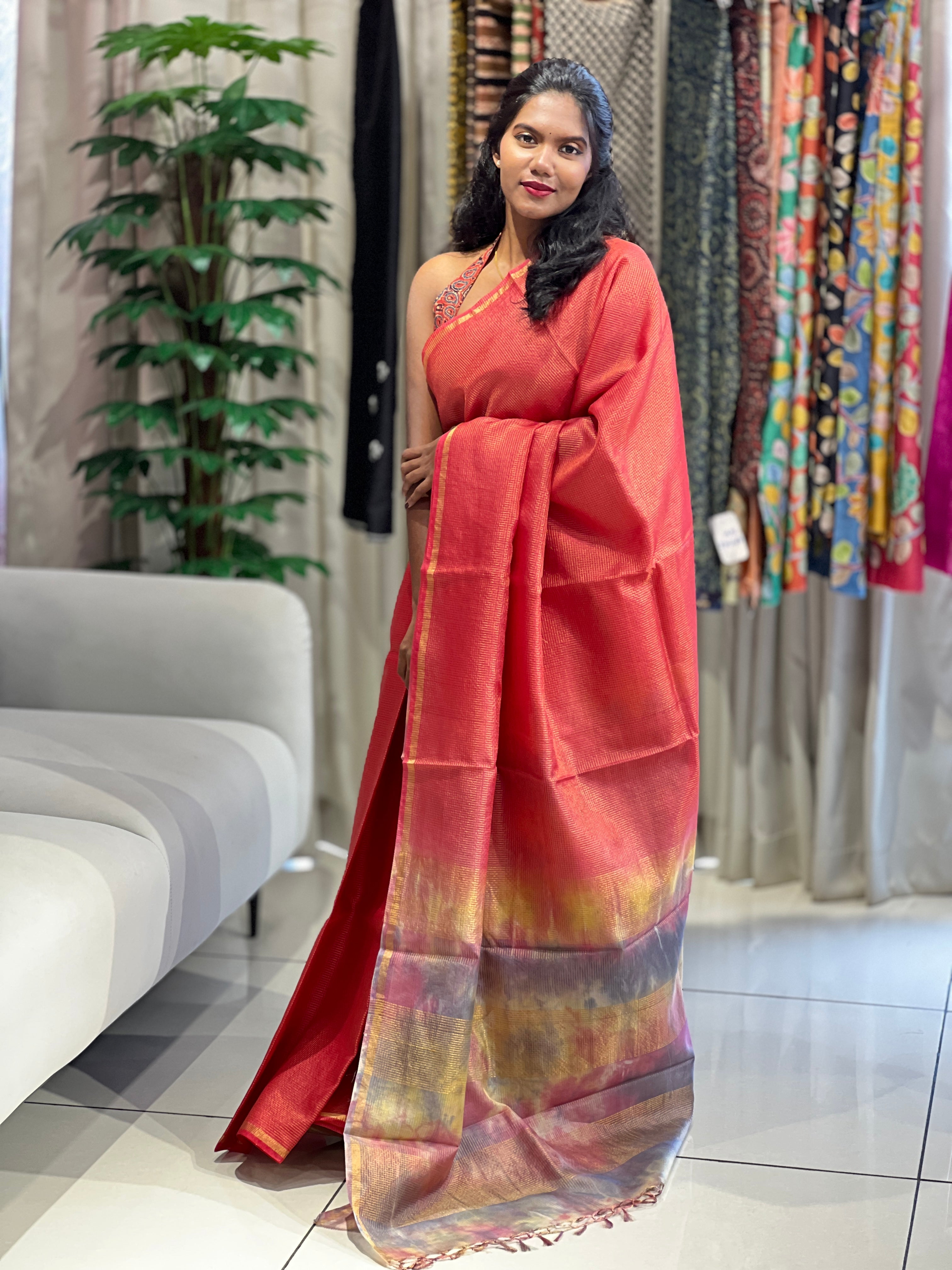 Zari Check Pattern With Tie & Dye Detailed Tussar Saree | HS1268
