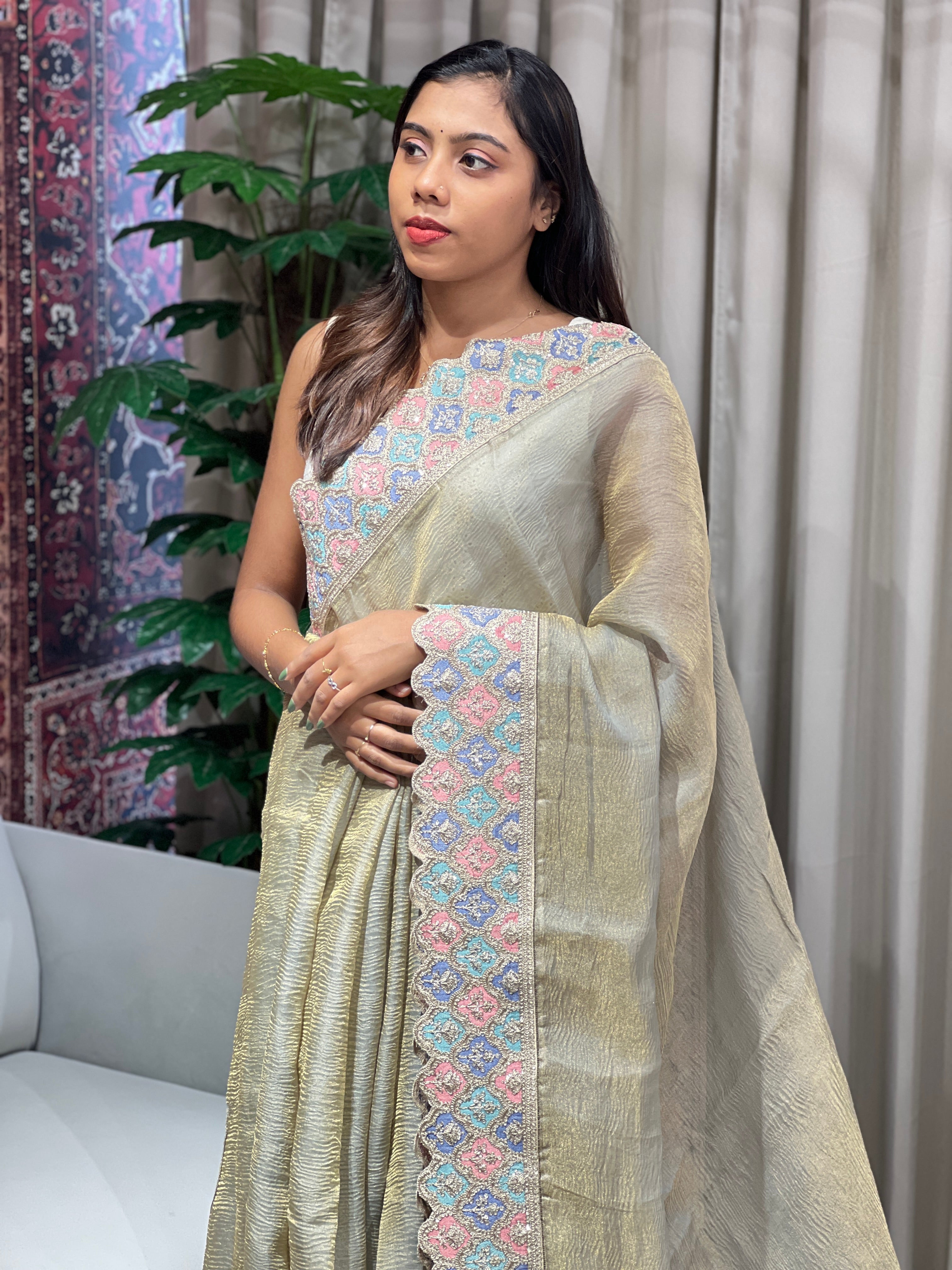 Lace Detailed Crushed Shimmer Organza Saree | RGD1003R