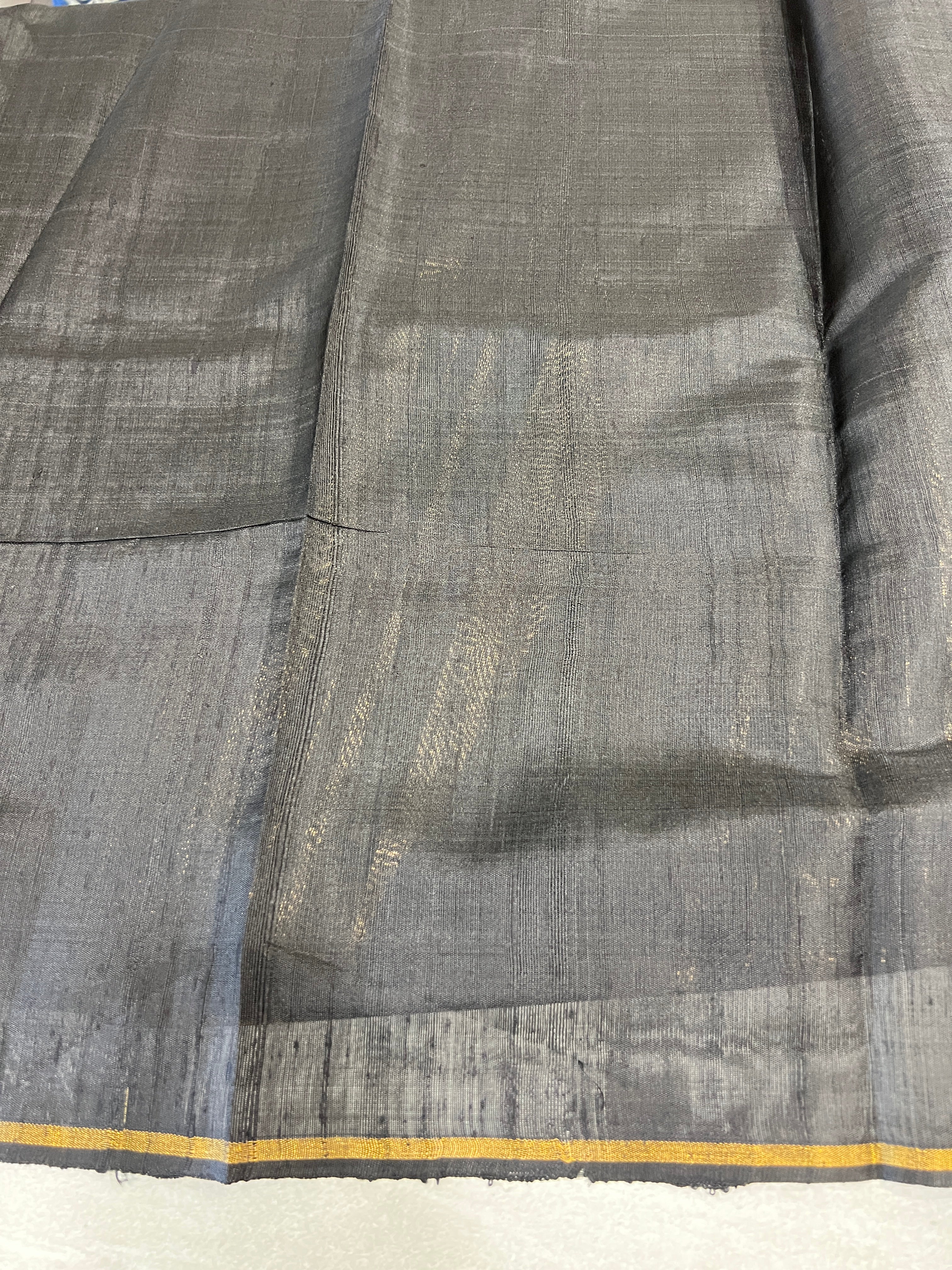 Line Woven Raw Silk Saree | HS1309
