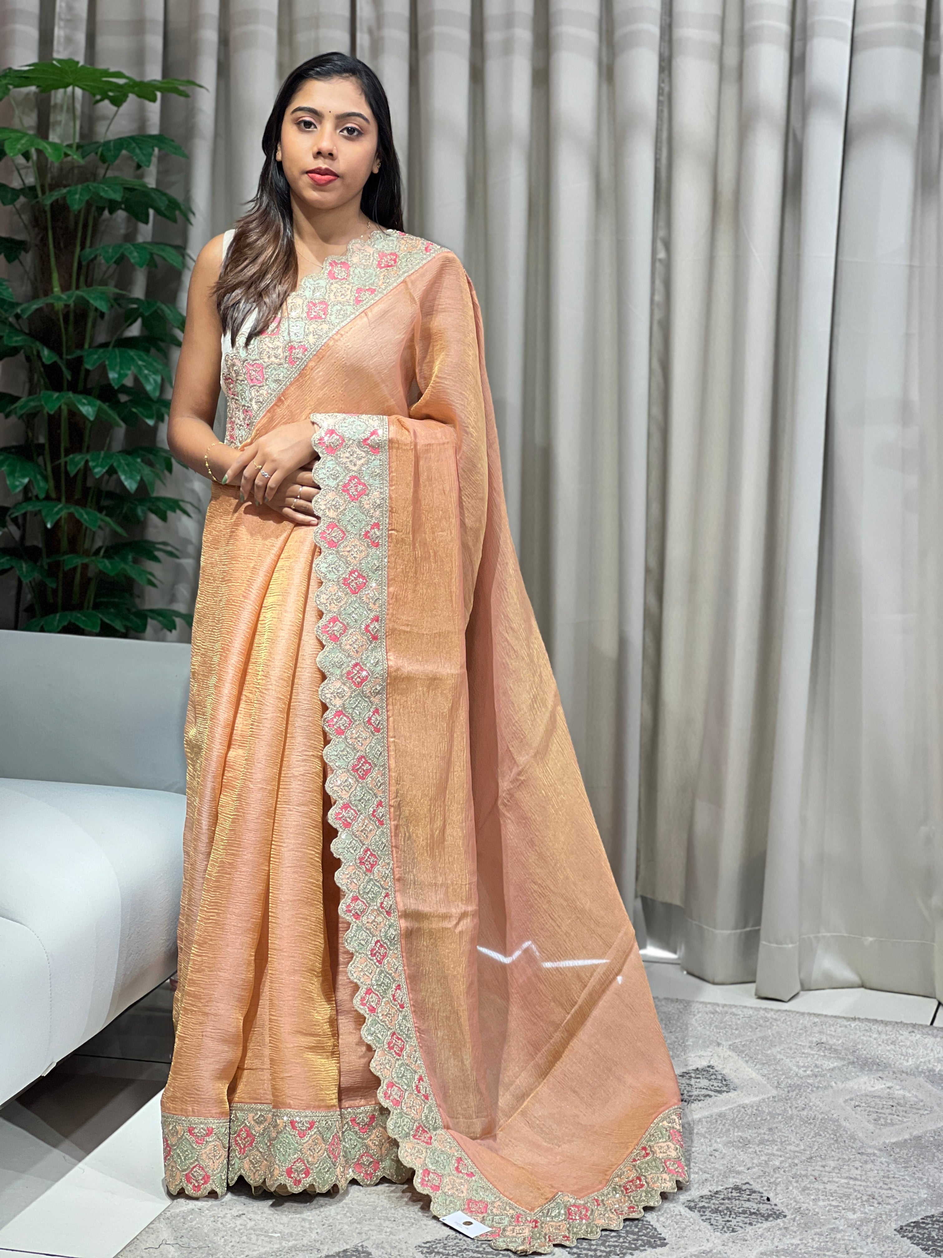 Lace Detailed Crushed Shimmer Organza Saree | RGD1002R