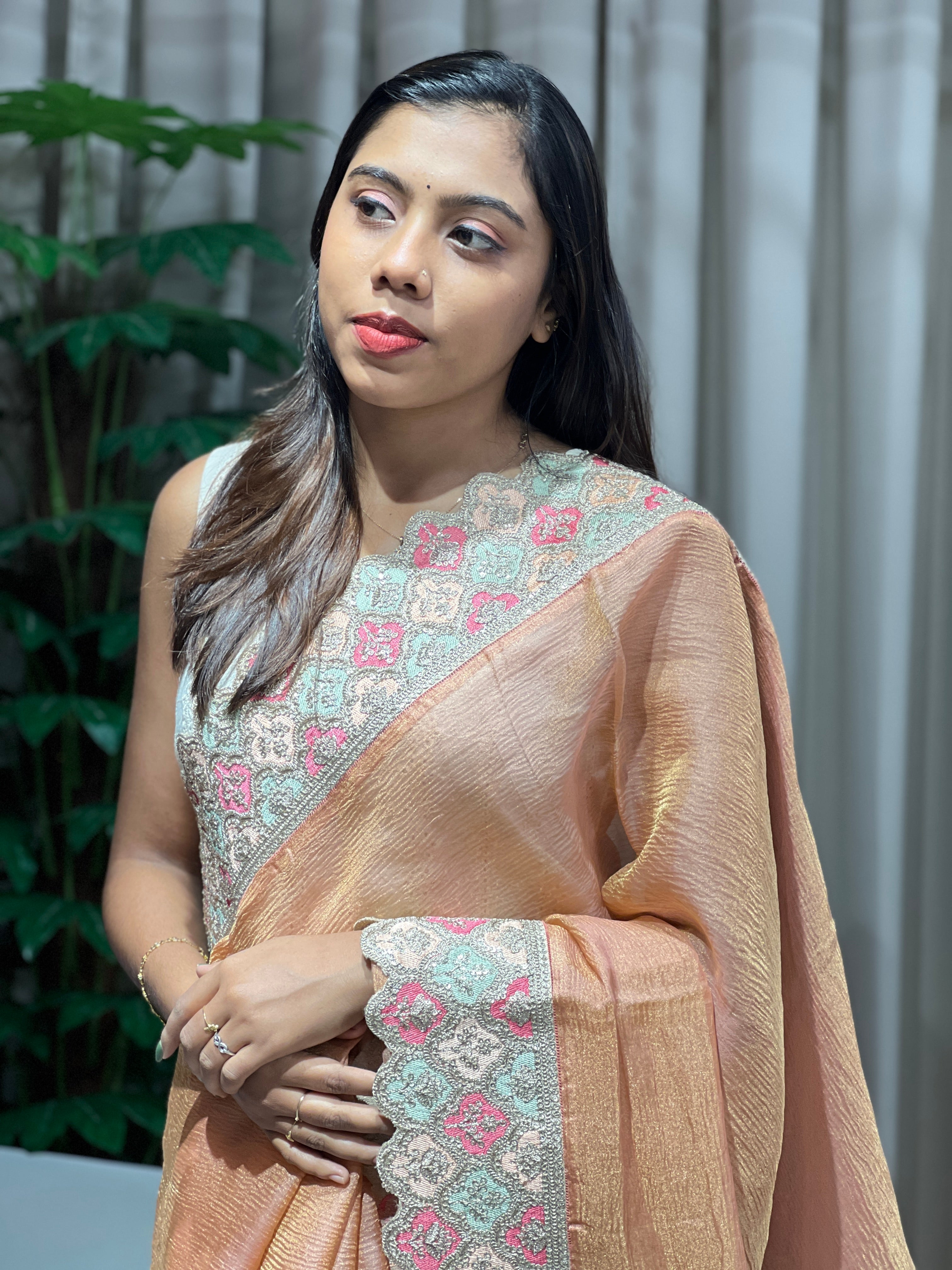 Lace Detailed Crushed Shimmer Organza Saree | RGD1002R