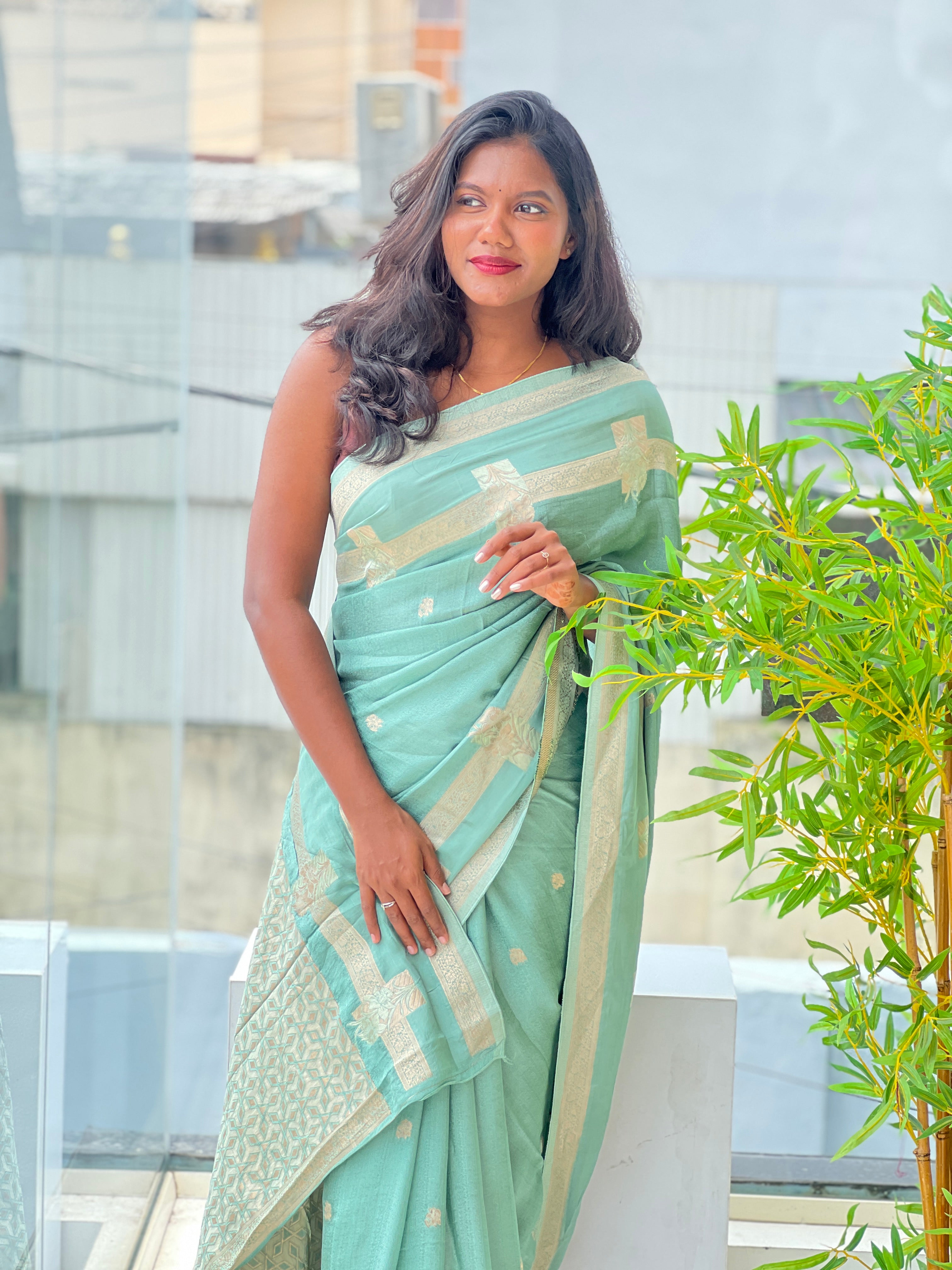 Embossed Woven Semi Crepe Saree | RS182