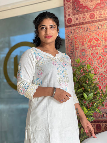 Kantha Embroidered Cotton Kurta Set | OS388