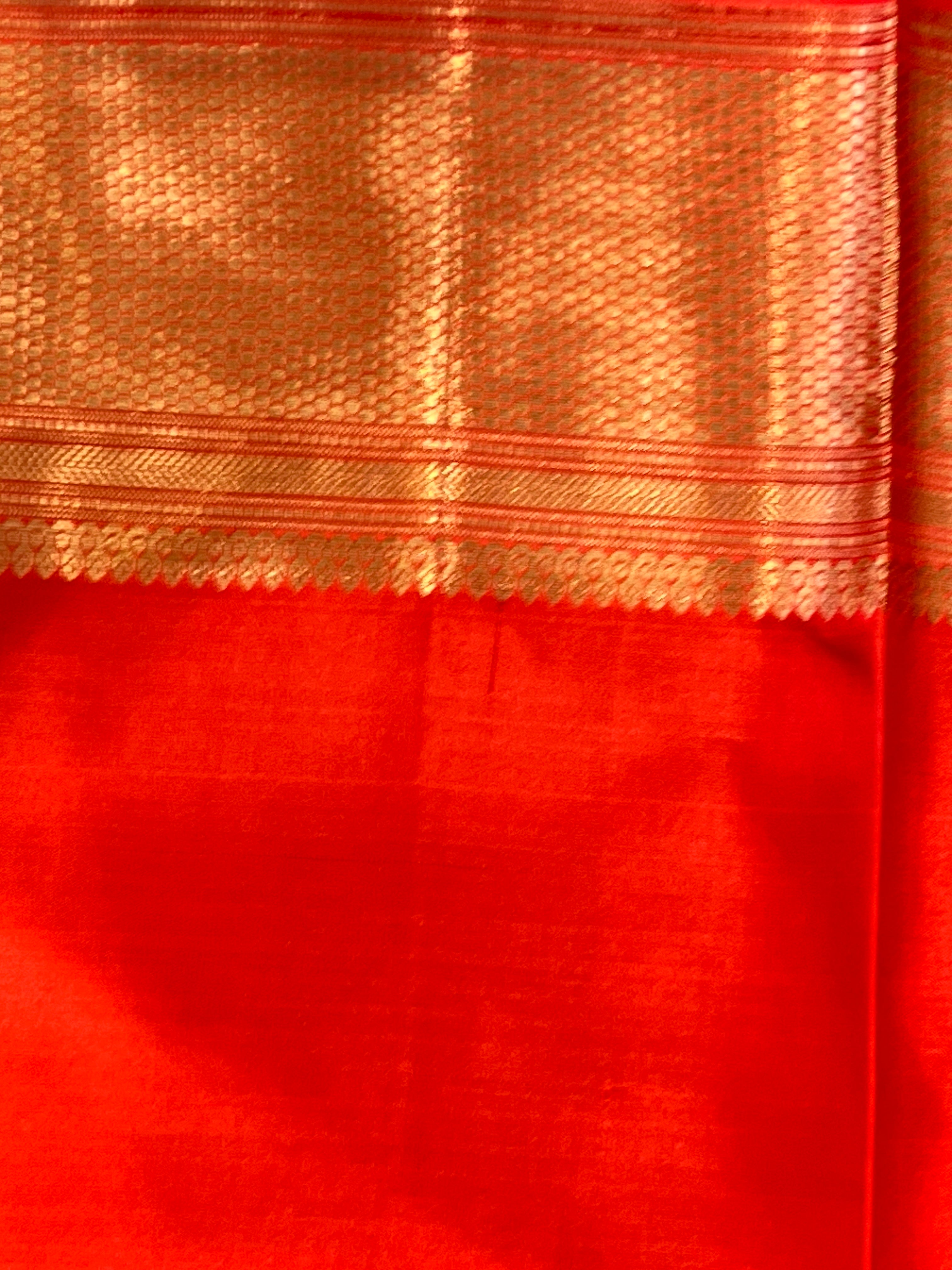 Buta Woven Handloom Soft Silk Saree | TT308