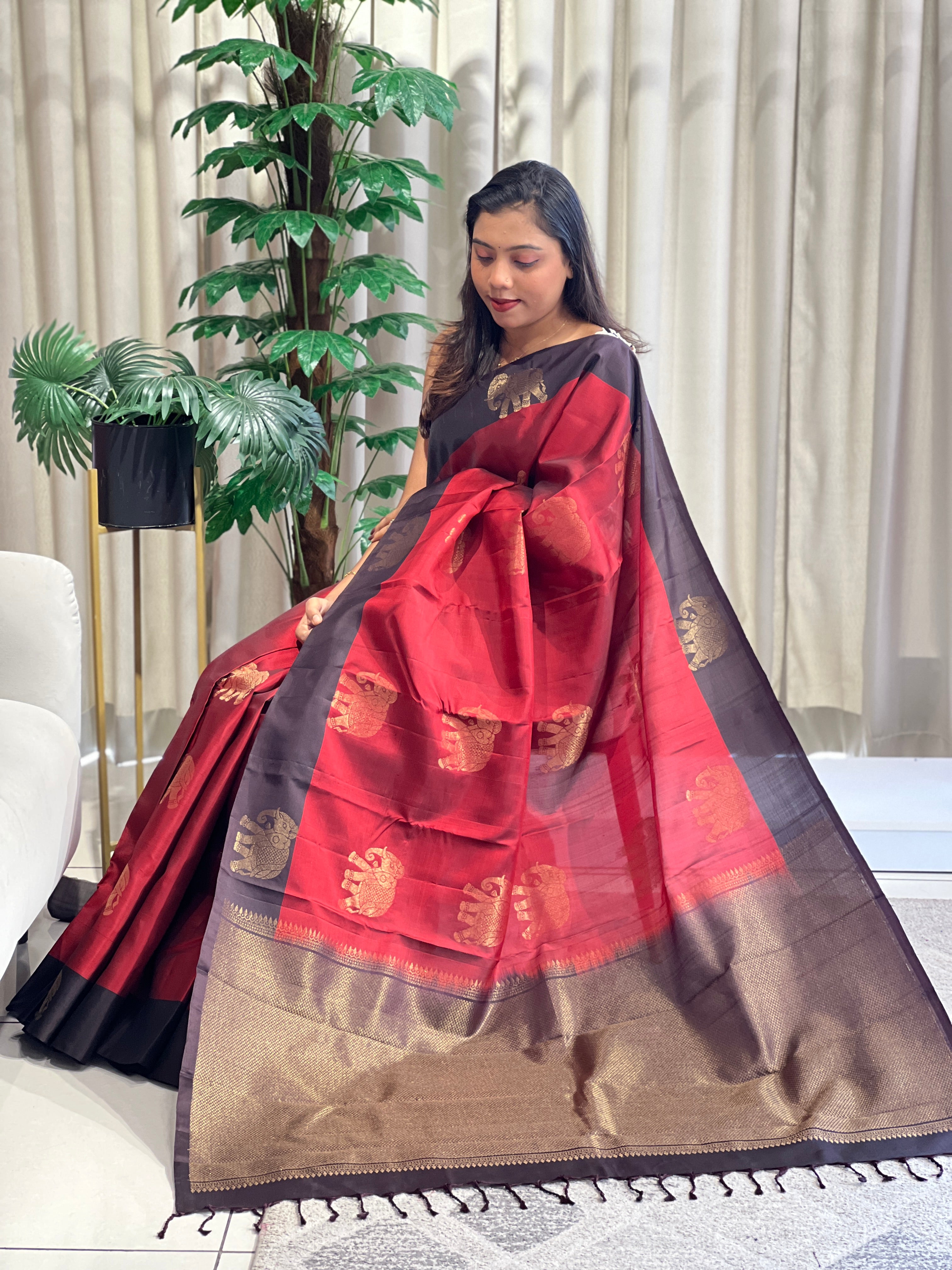 Elephant Motif Pattern Soft Silk Saree | AT142