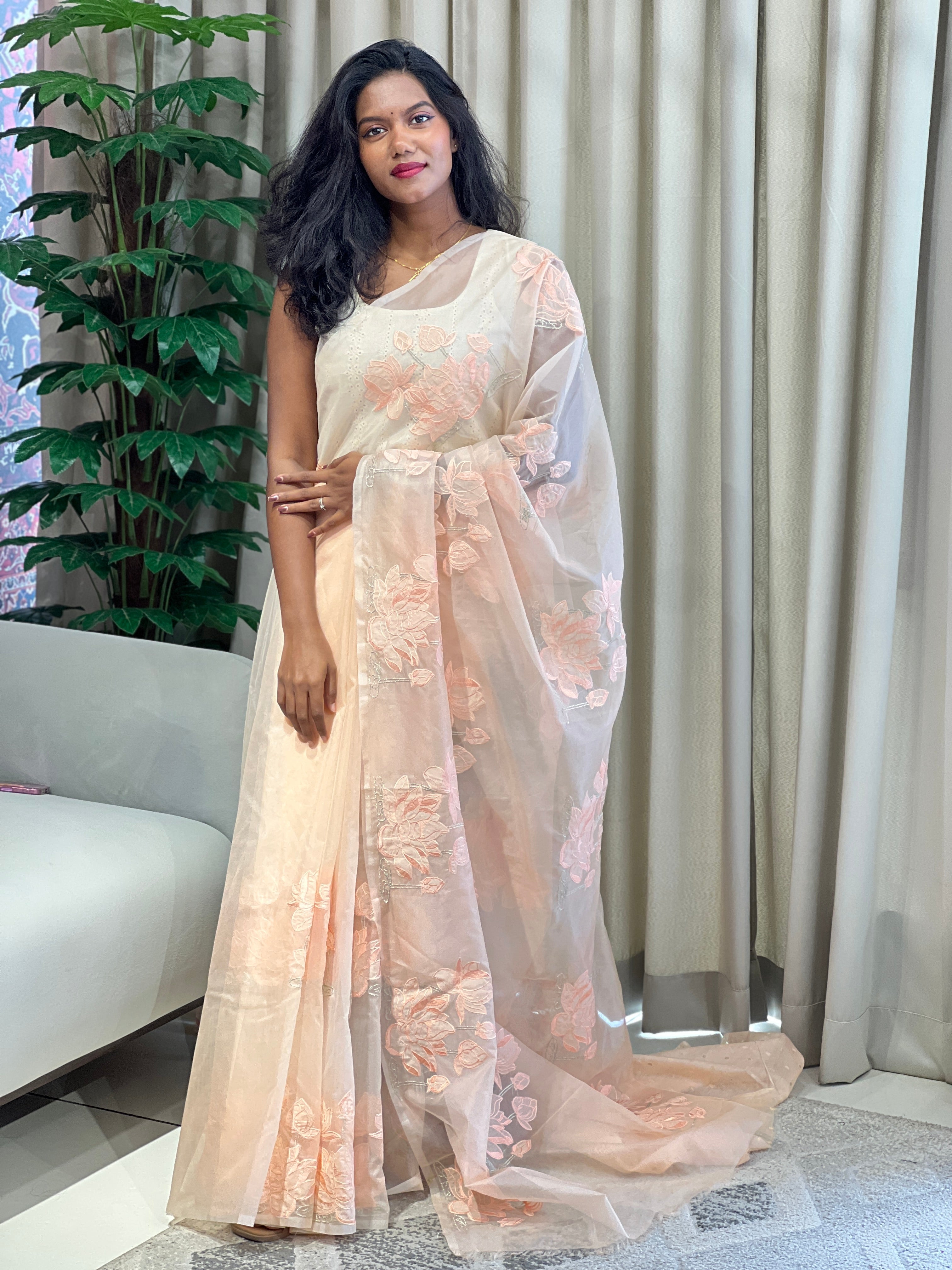 Floral Applique Patterned Organza Saree | MM268