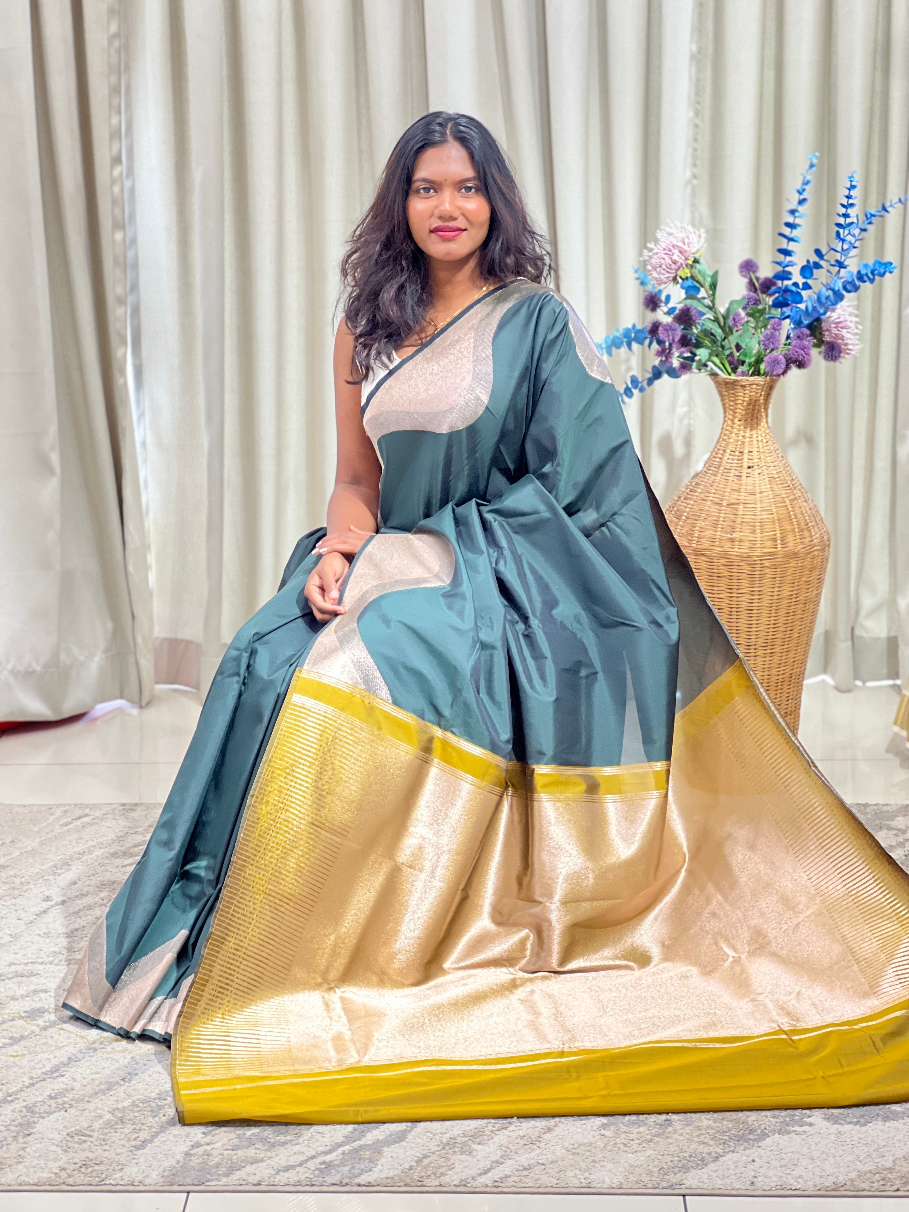 Lehar Pattern Semi Soft Silk Saree | RVS208