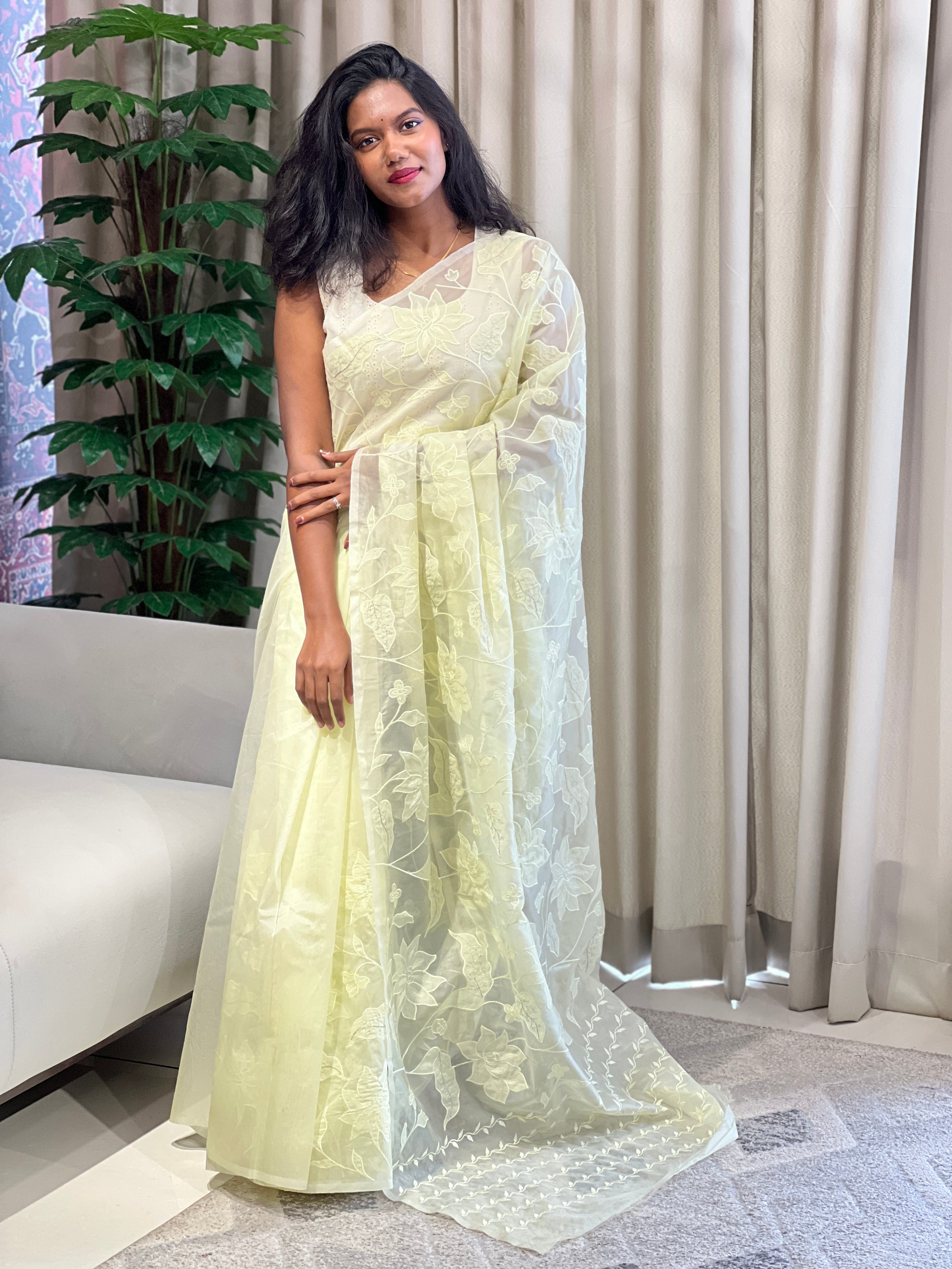 Floral Applique Detailed Organza Saree | MM259