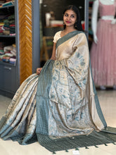 Floral Printed Pattern Semi Silk Saree | DVS131