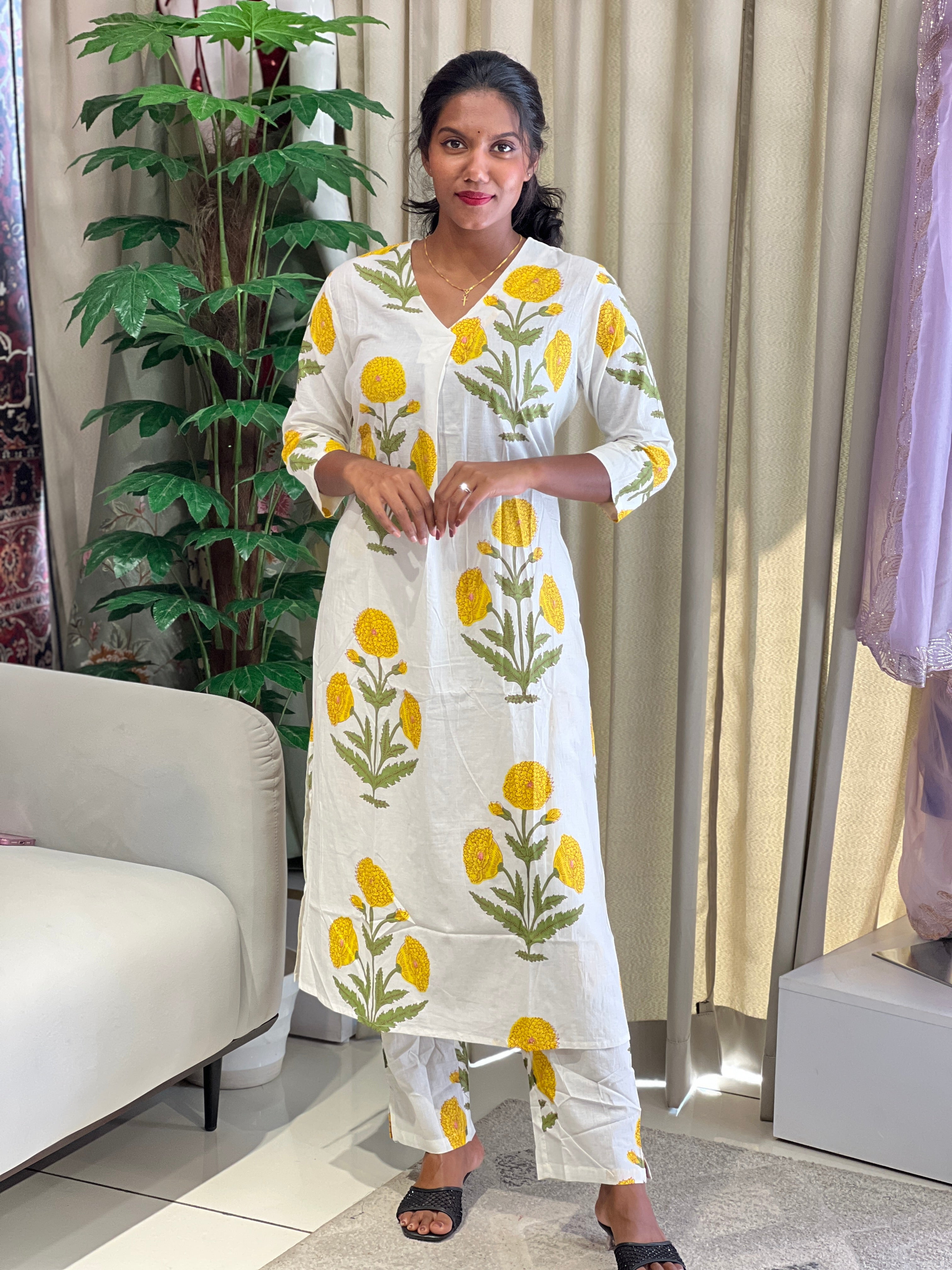 Floral Digital Printed Cotton Kurta Set | PGI322