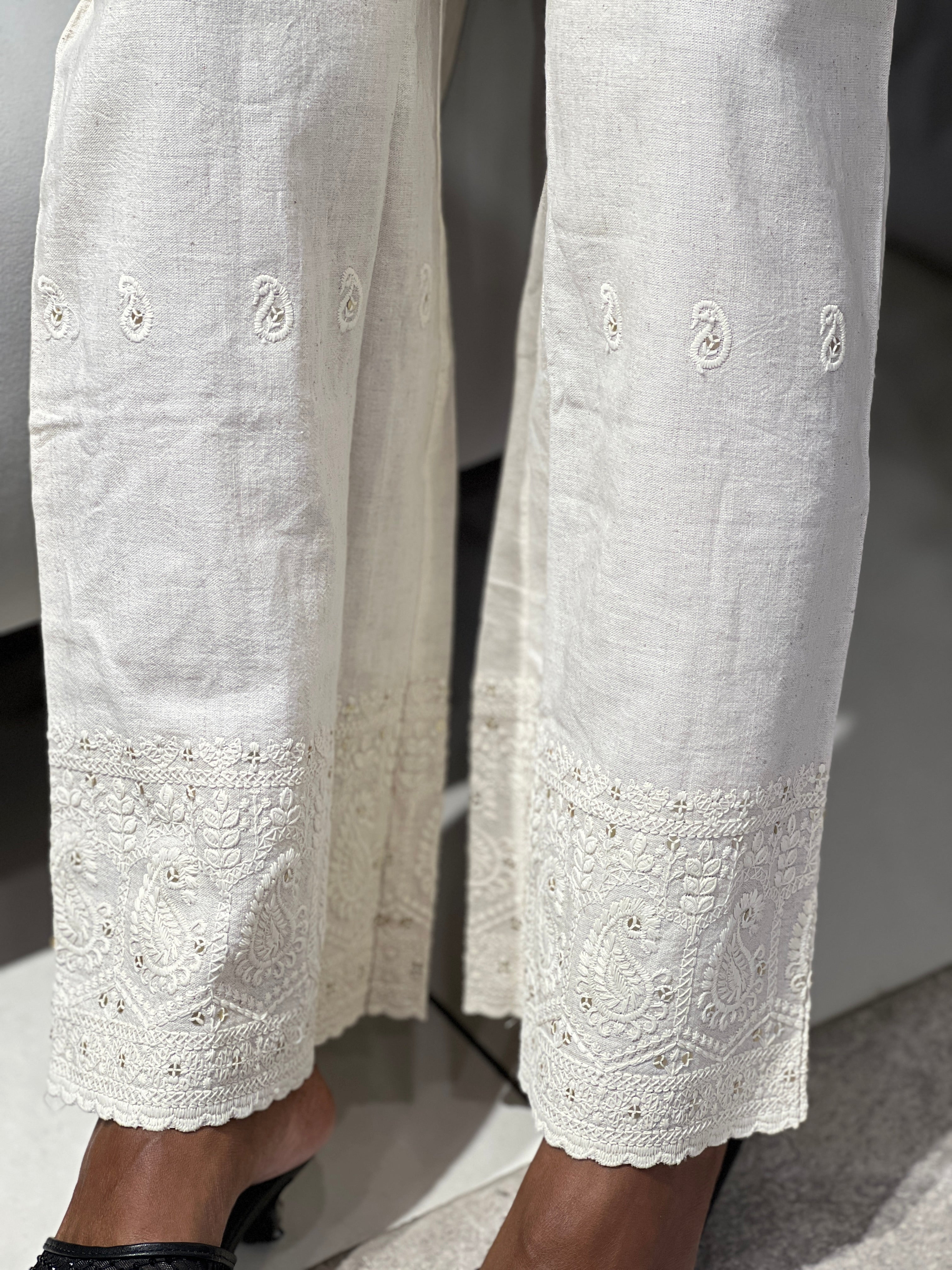 Paisley Embroidery With Sequins Detailed Cotton Bottom | PGI308