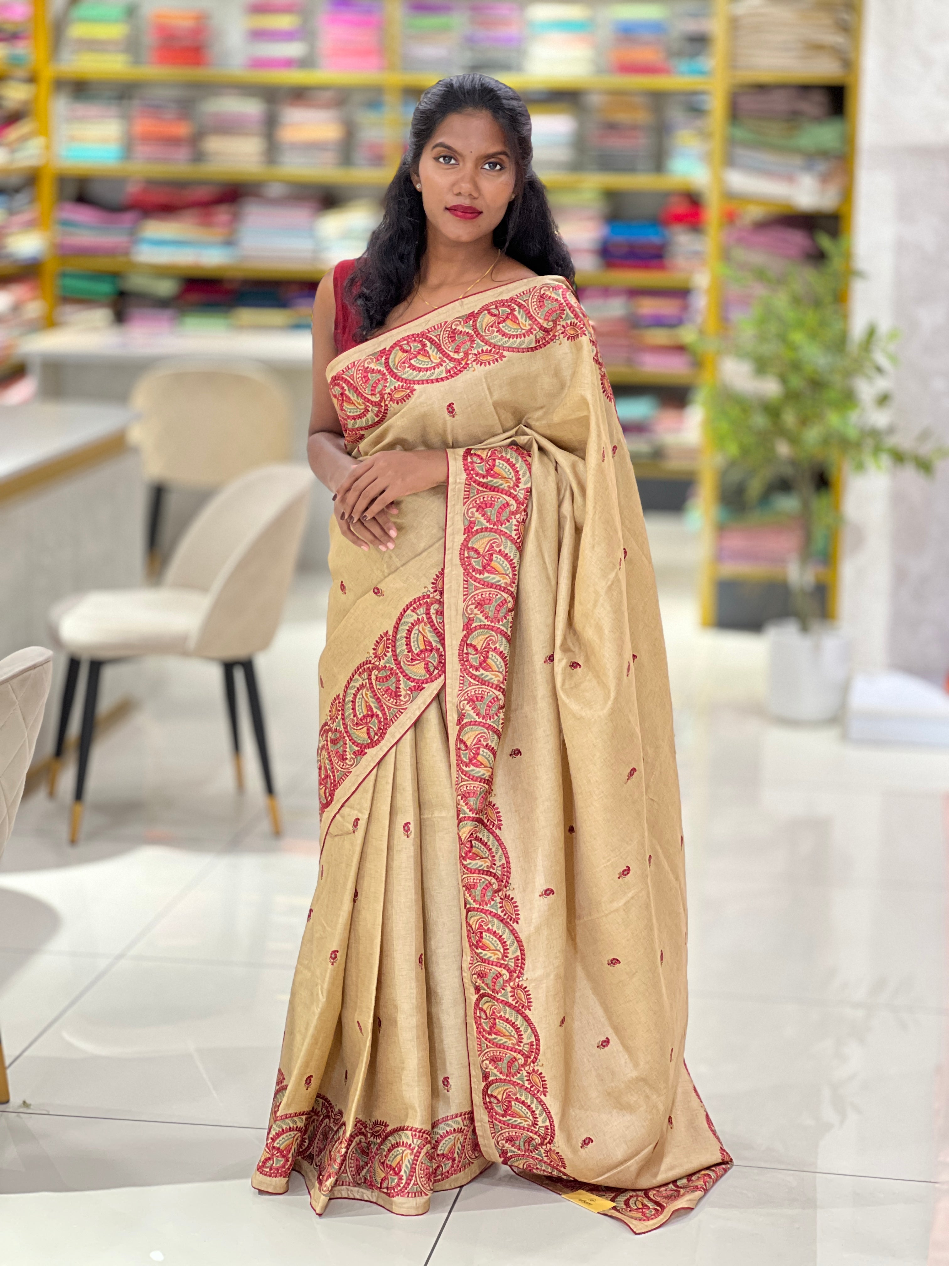 Paisley Embroidery Detailed Tussar Finish Saree | SUN478