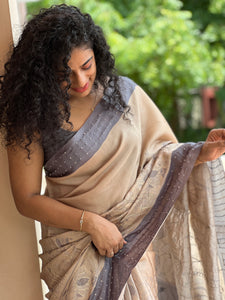 Floral Printed Pattern Semi Silk Saree | DVS131