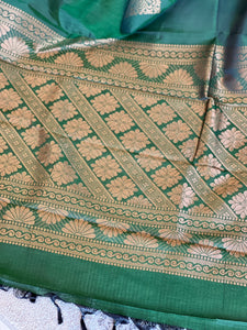 Copper Zari Weaved Semi Silk Saree | KRK400