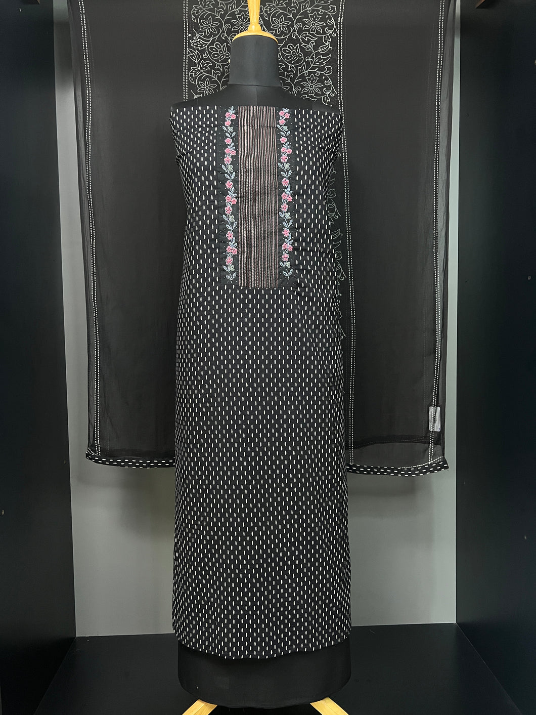 Print With Embroidery Detailed Cotton Salwar Set | DE129