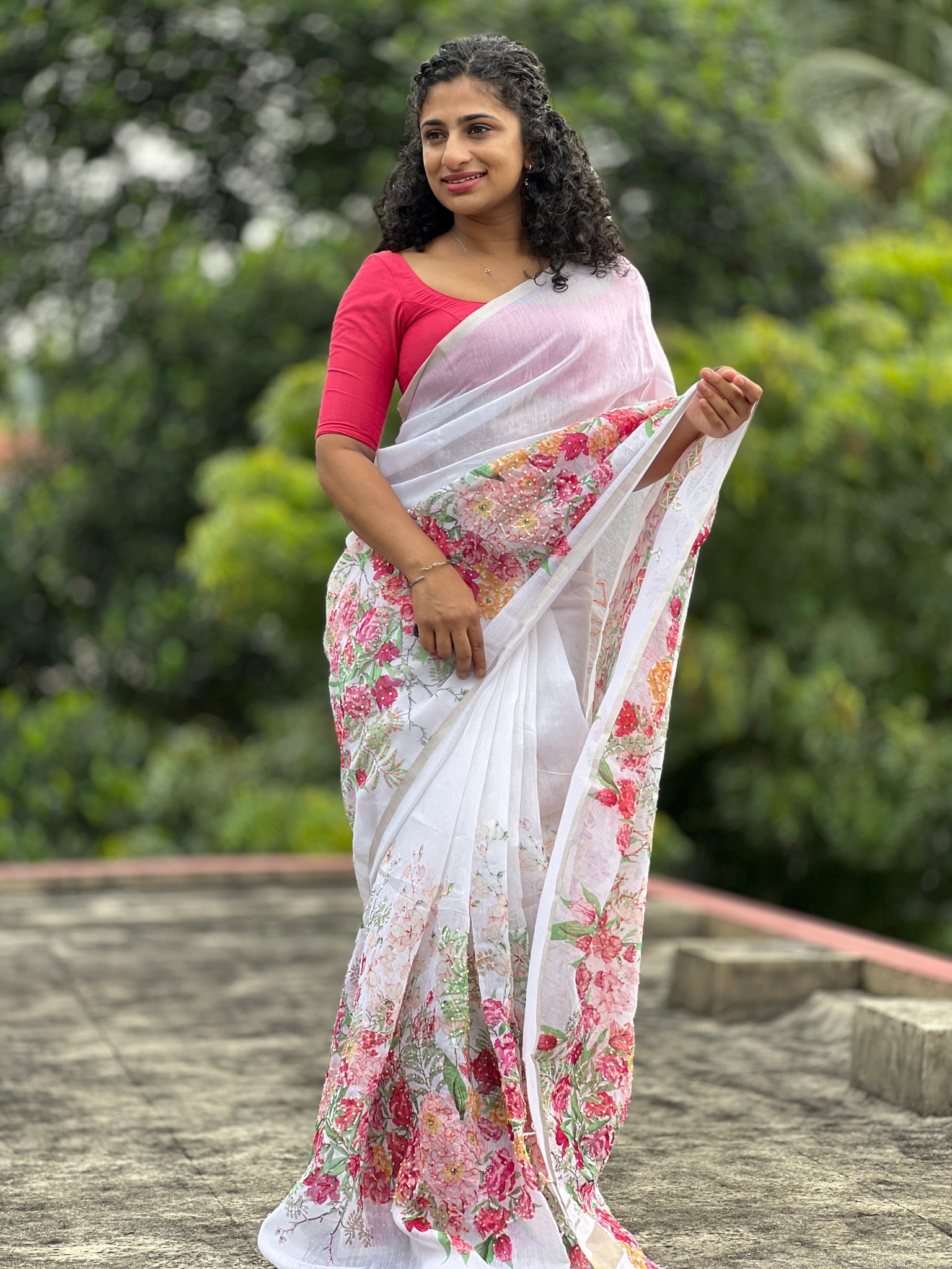 Latest Floral Saree Designs | Floral Print Purple saree